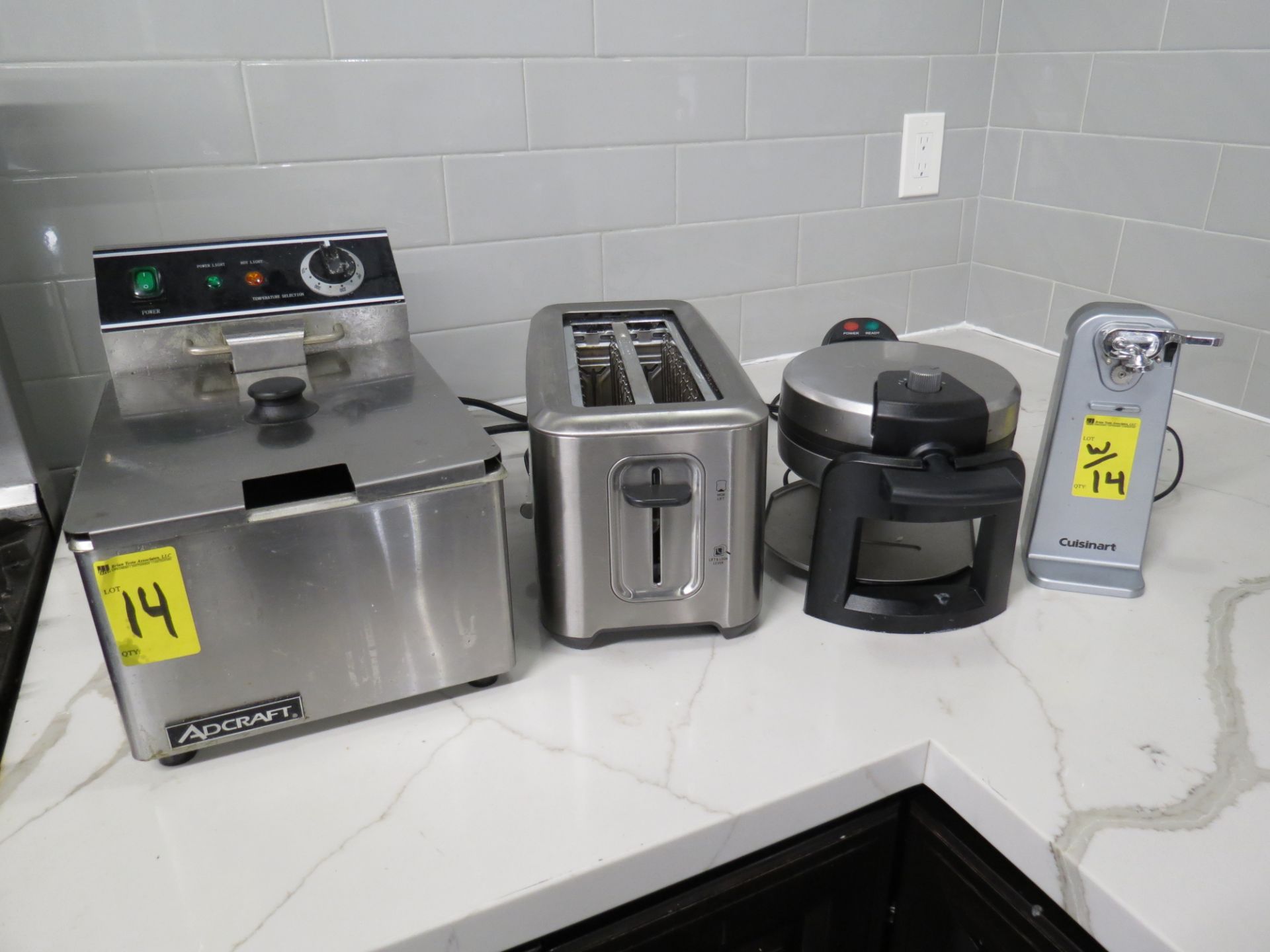 Lot ADCRAFT Deep Fryer, Stainless Steel Toaster, Cuisinart Waffle Maker & Electric Can Opener