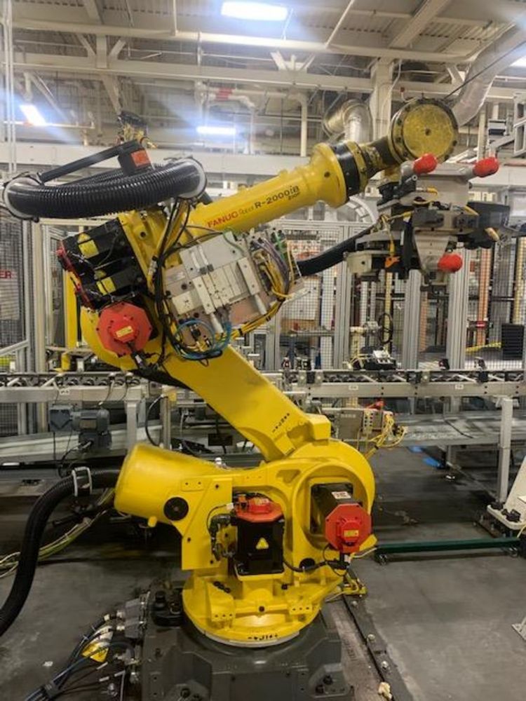 Late Model Fanuc Robots 2014 and Newer!- Surplus to Ongoing Operations of Major Automotive Company