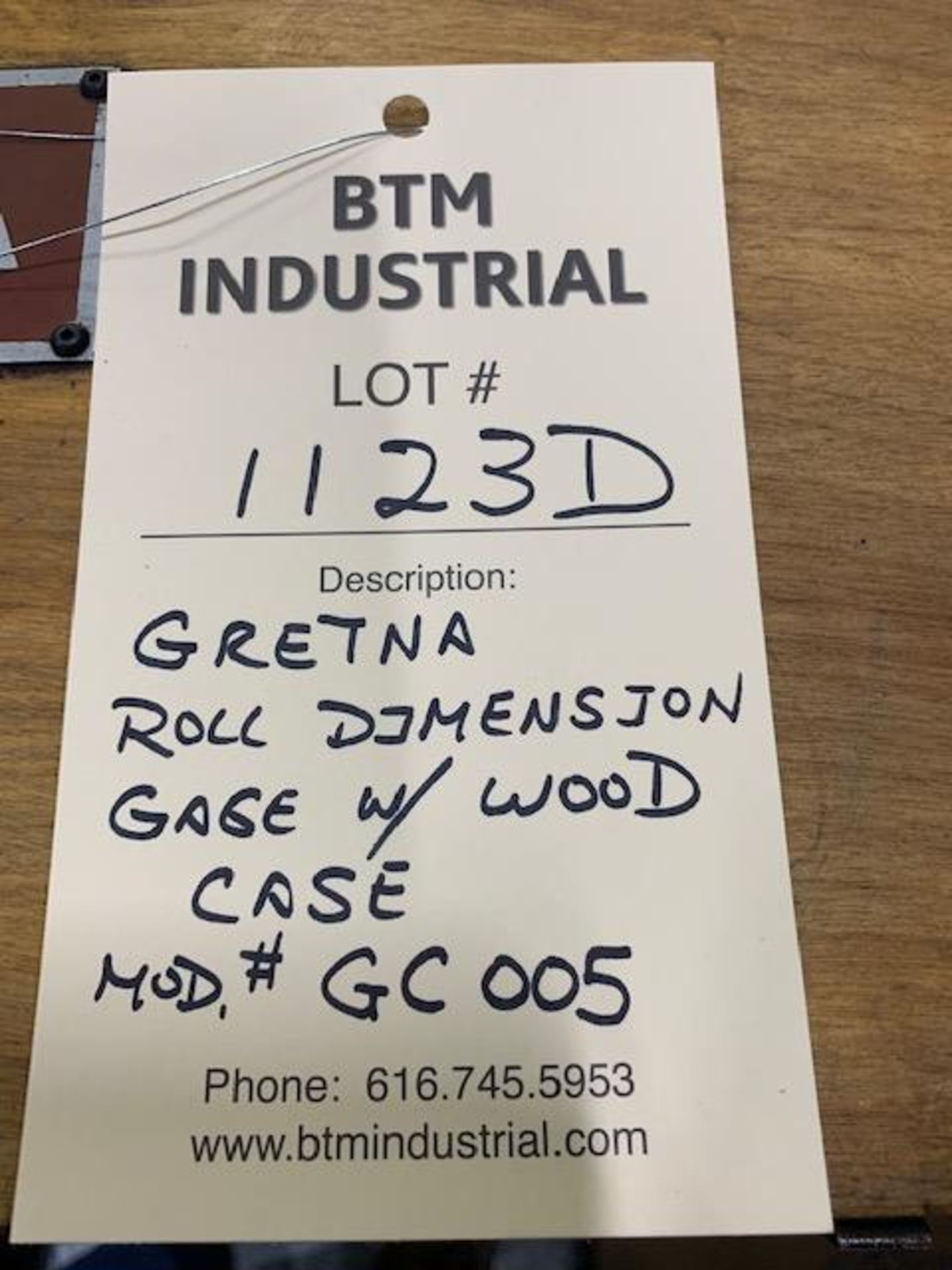 Gretna Roll Dimension Gage w/ Accessories & Wood Case, Mod# GC 005 - Image 6 of 6