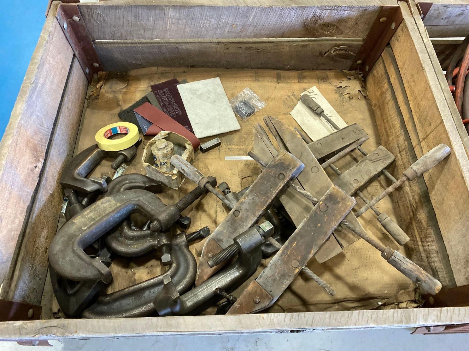 Lot of heavy duty C-clamps and wood clamps