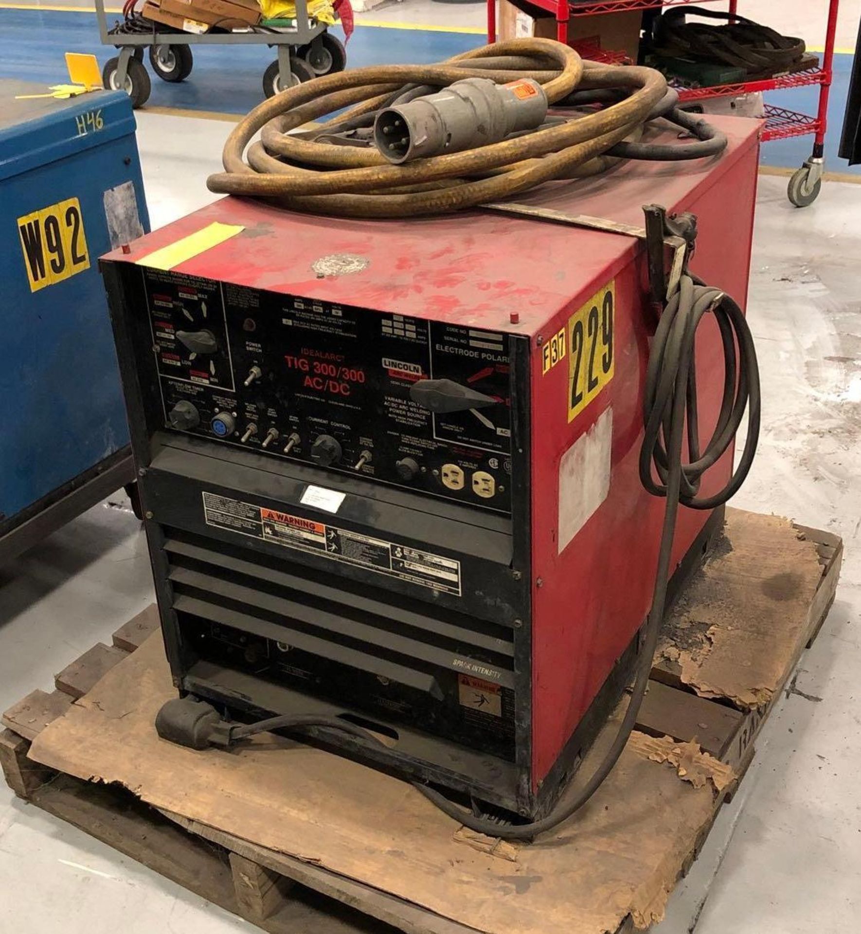 Lincoln 300Amp Idealarc TIG 300/300 Power Supply w/ Cables - Image 3 of 16