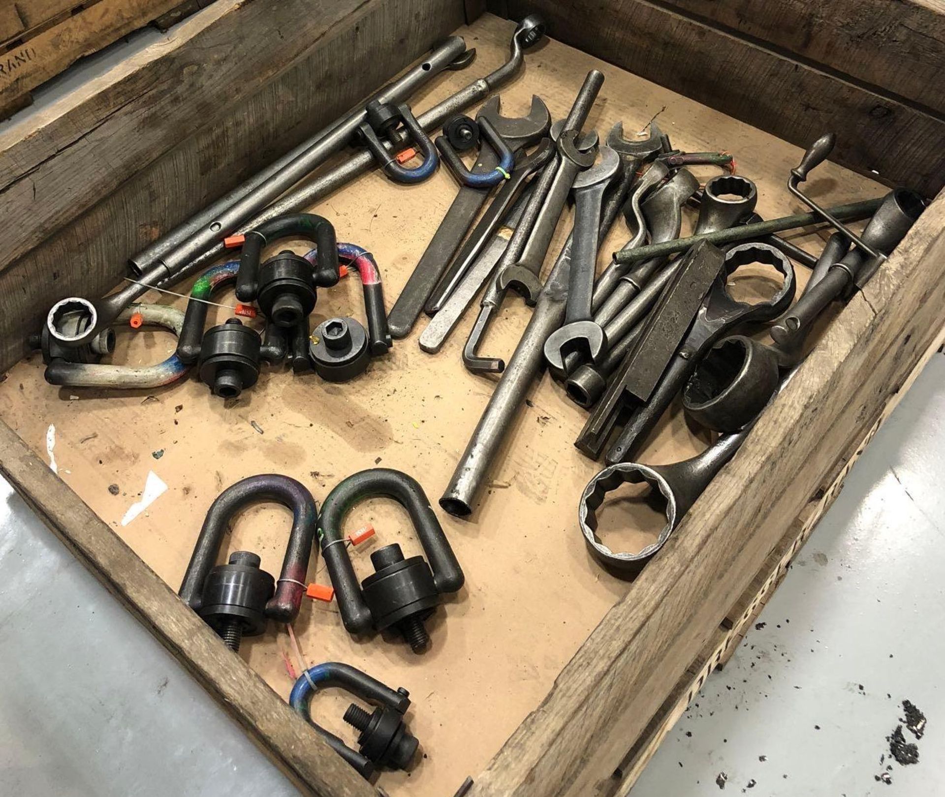 Lot of Swivel D-Rings, Wrenches & Lifting S Hooks - Image 2 of 2