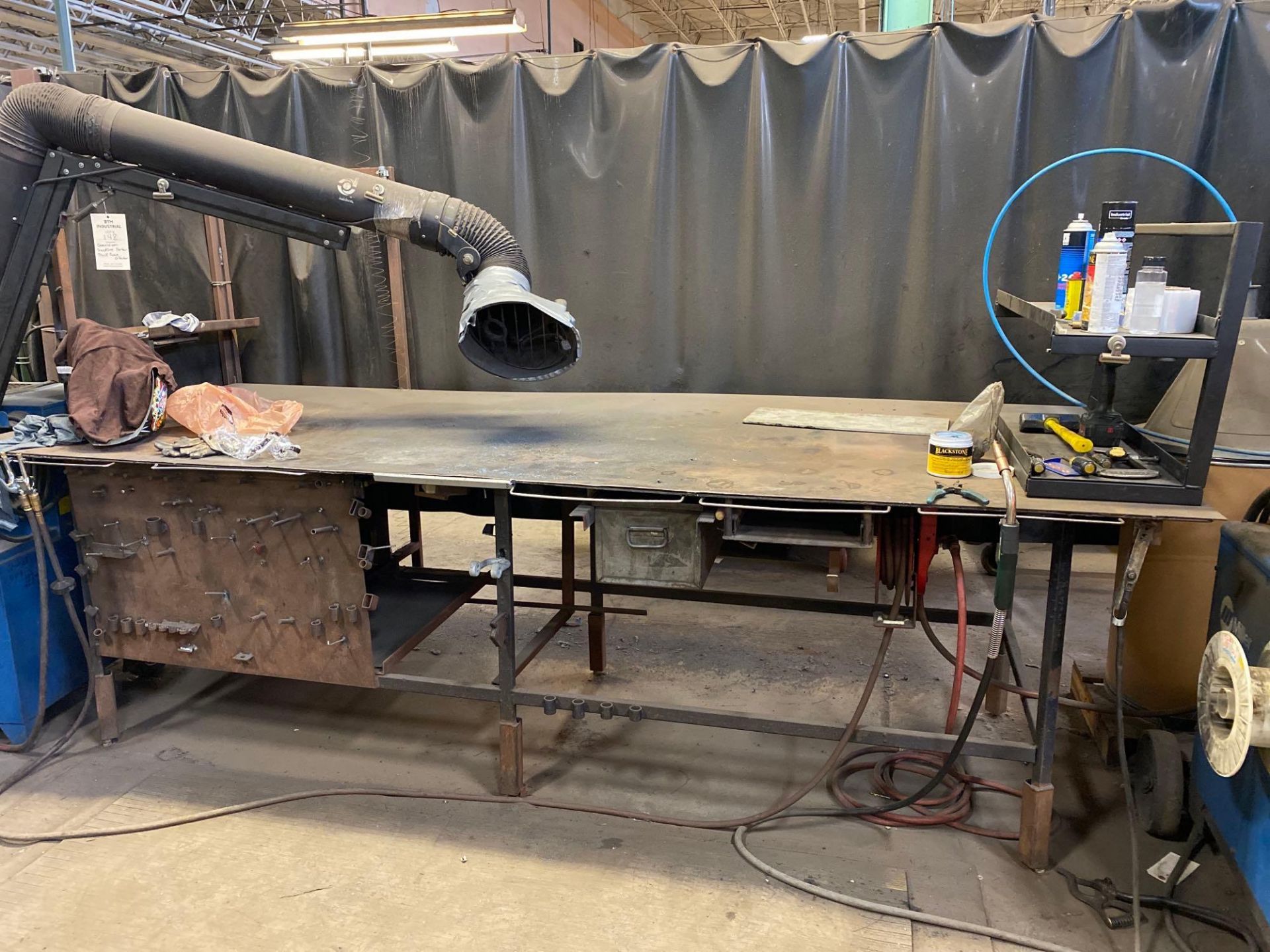 4' X 10' STEEL TOP TABLE - NO CONTENTS ON TOP OF TABLE - Image 2 of 5