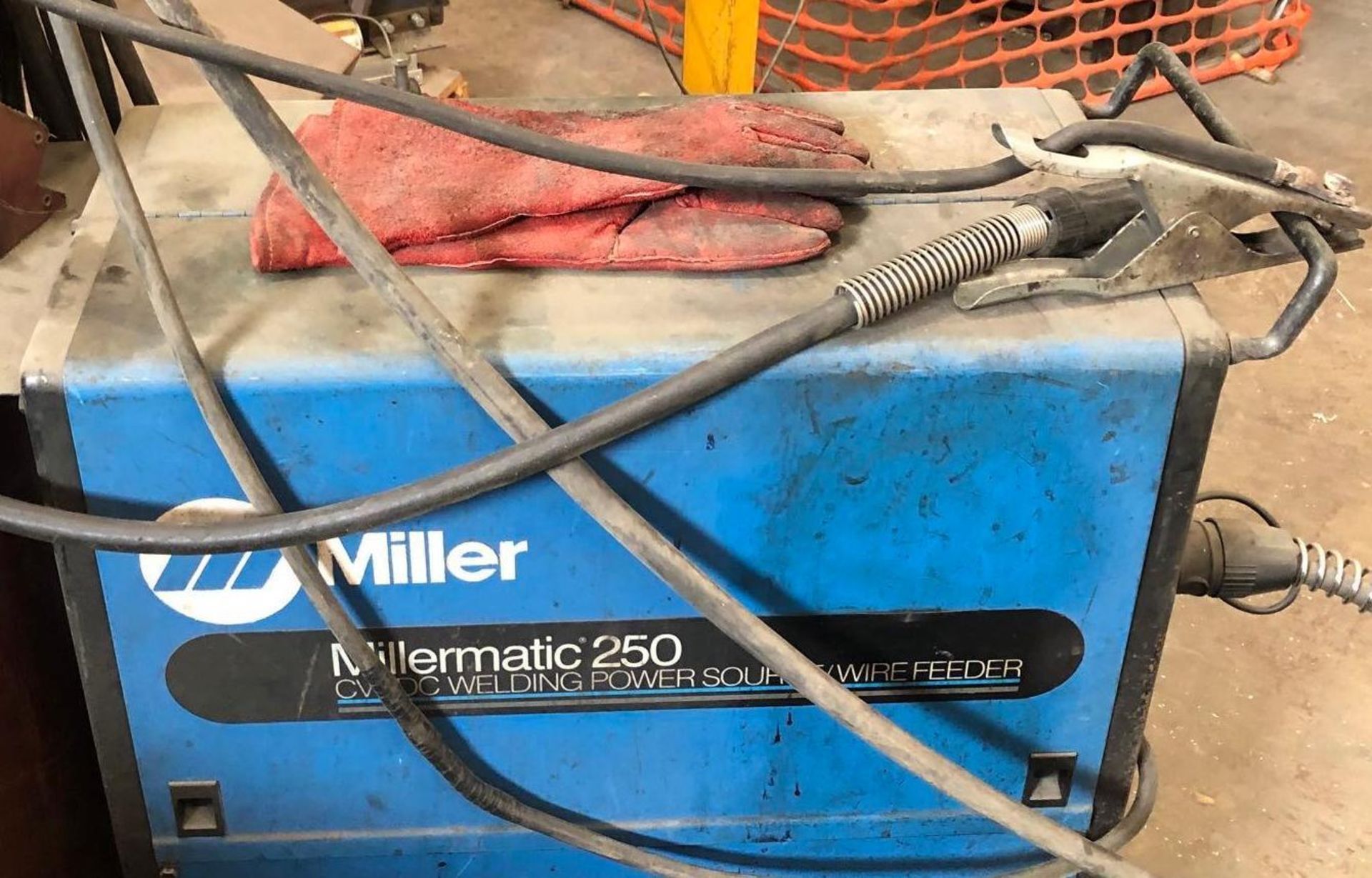 Miller Millermatic 250 Power Source for Wire Welder NO TANK INCLUDED - Image 3 of 3