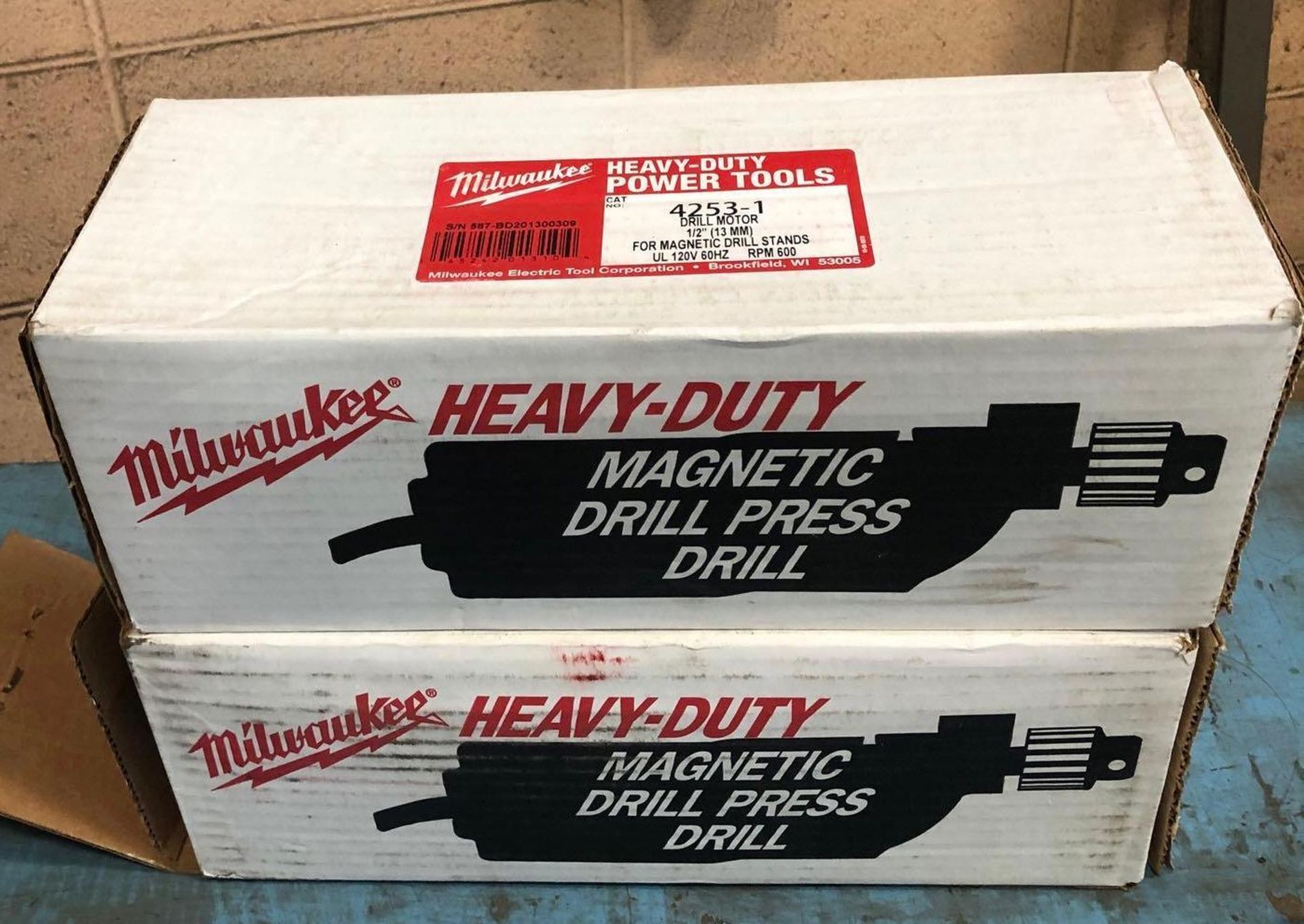 Lot of (2) NEW Milwaukee 1/2" Drill Motors Cat# 4253-1 1/2" Drill Motors in Box For: Magnetic