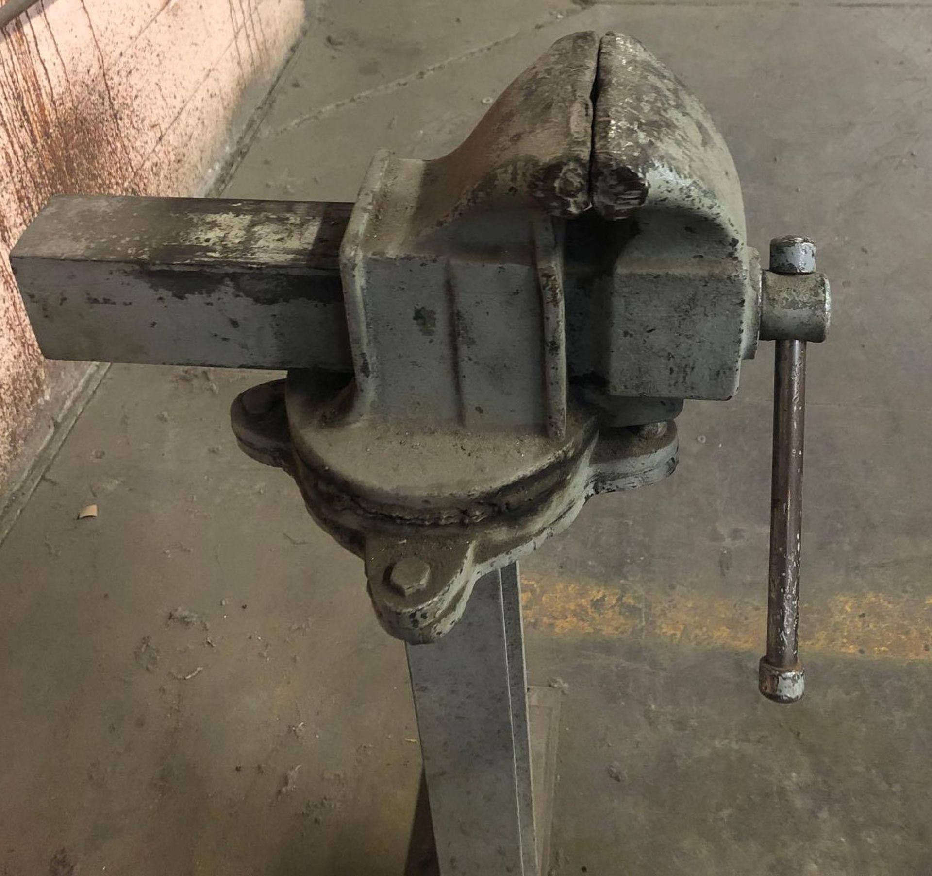 5" Bench Vise mounted on Steel Stand - Image 3 of 3