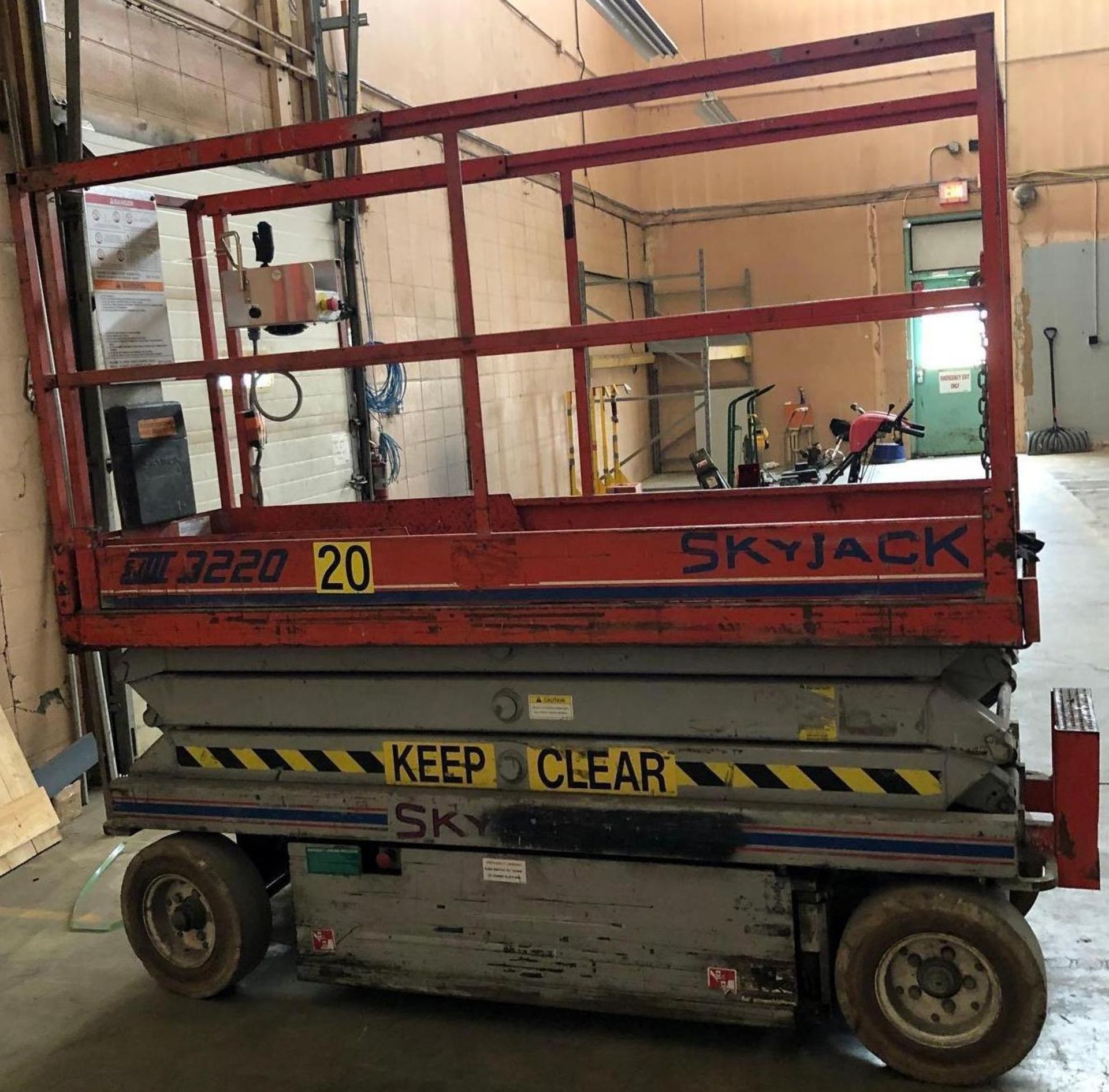 SkyJack SJIII 3220, Platform Lift - LATE RELEASE DATE - Image 6 of 9