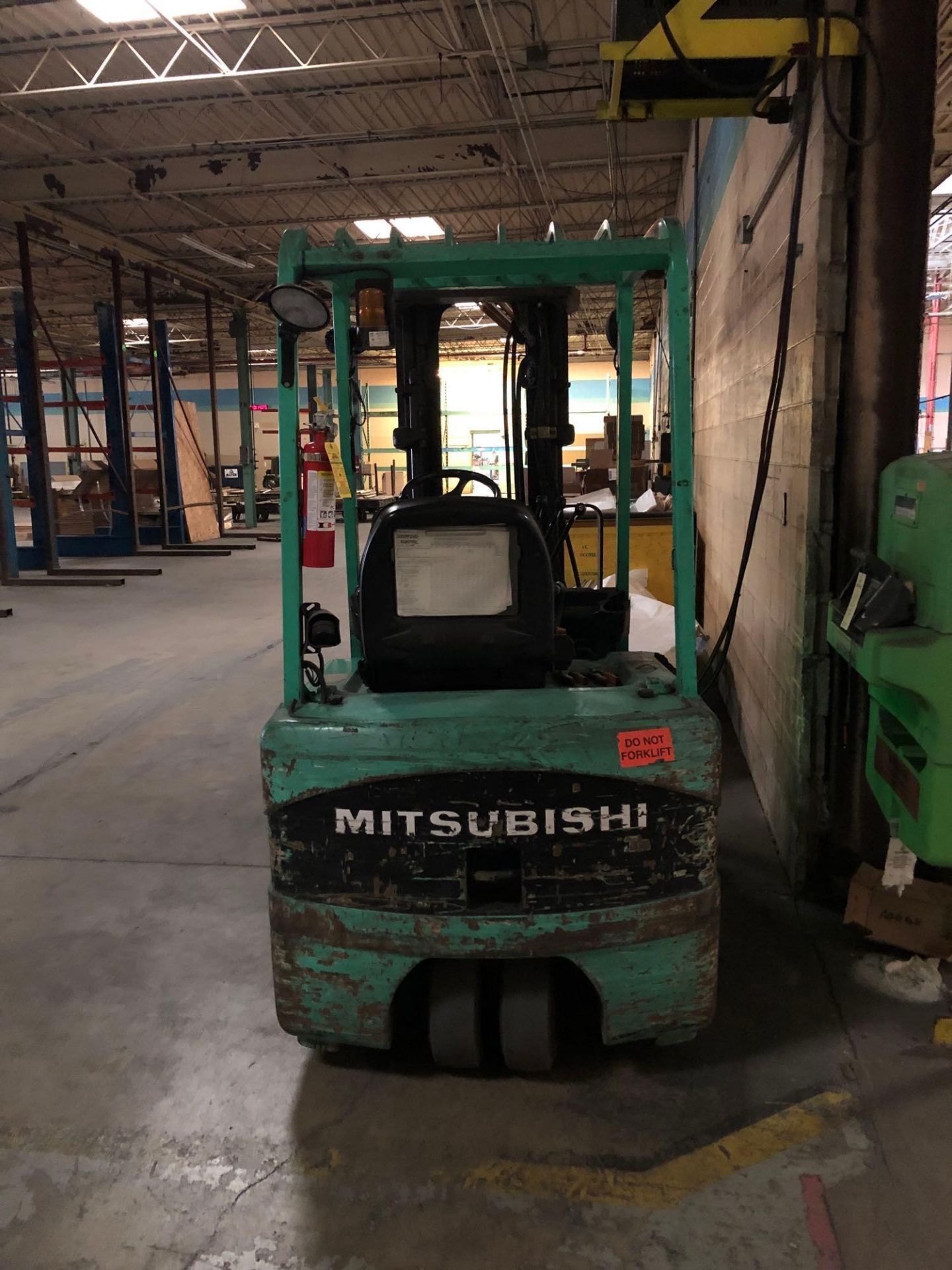 Mitsubishi Caterpillar ForkLift - Image 6 of 6