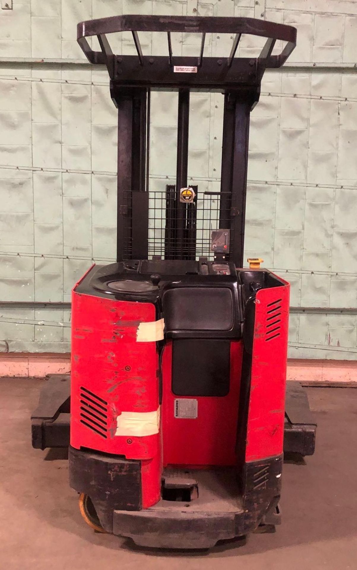 Raymond 4,500 Lb Cap. EASI 4D-R45TT Electric Lift - LATE RELEASE DATE - Image 3 of 6