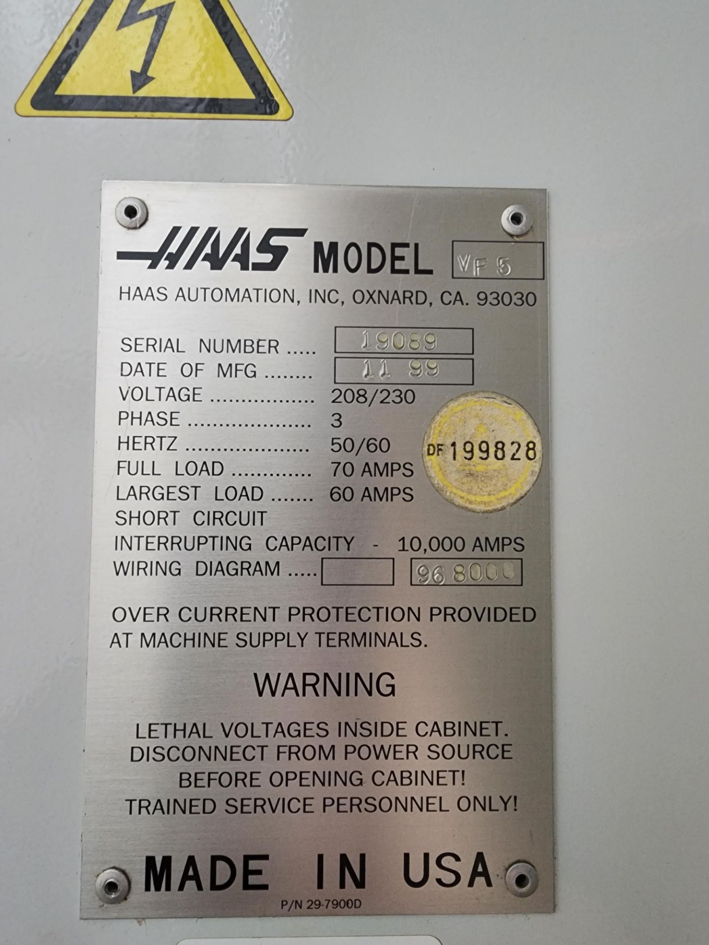 Haas VF5 Vertical Machining Center - Image 9 of 9