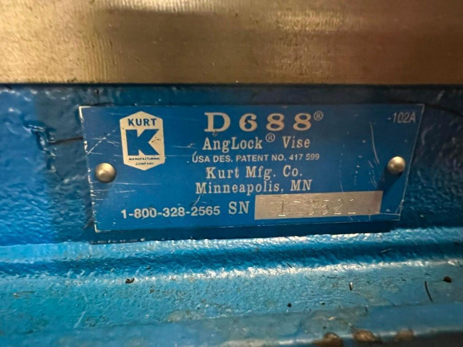 6" Kurt #D688 Vice w/Attachment - Image 2 of 2