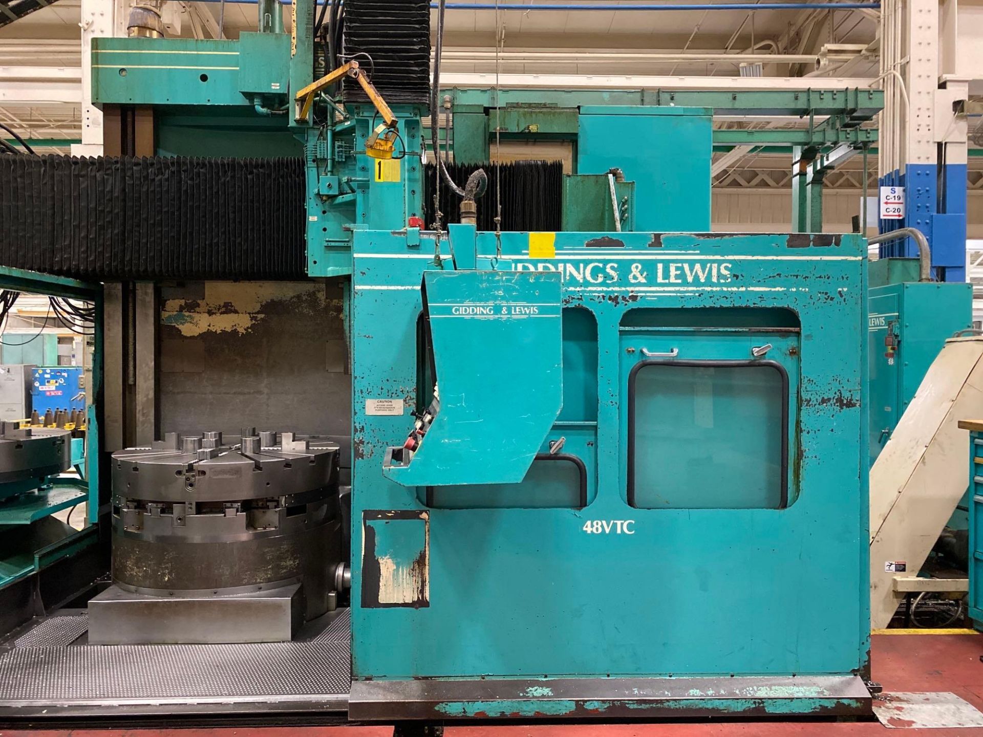 48in Giddings & Lewis 48VTC CNC VTL, w/ 30 ATC, Cat 60 Taper, G & L 8000 Controller