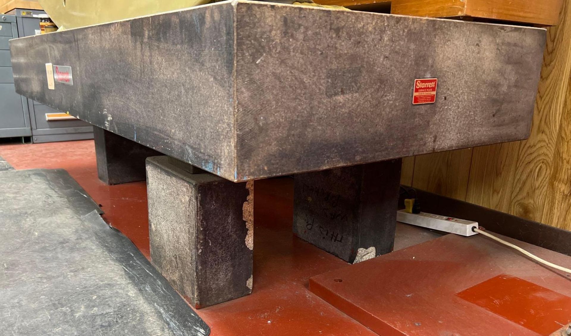 Starrett Granite Surface Plate w/ Granite Legs