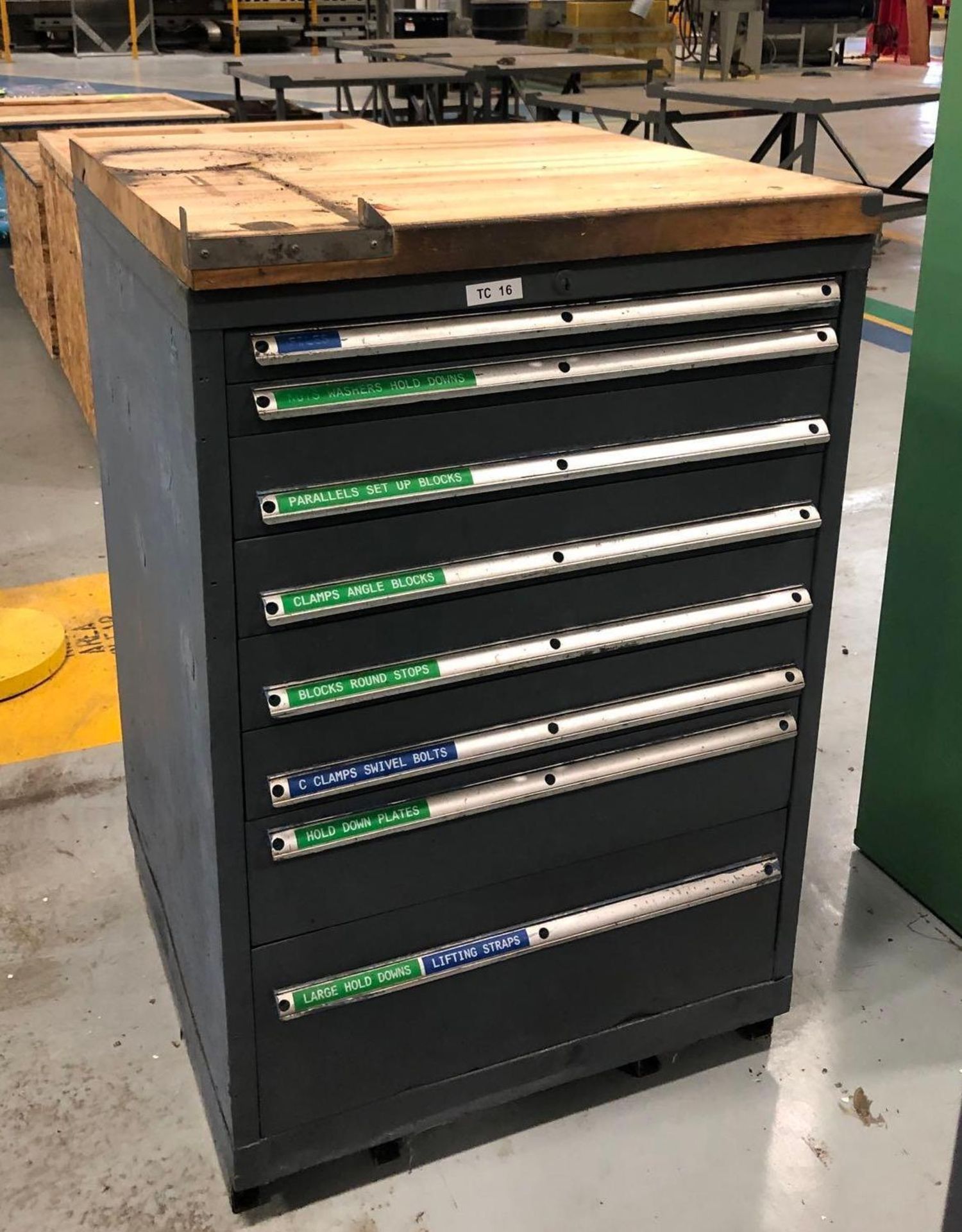 8 Drawer Lista Type Cabinet