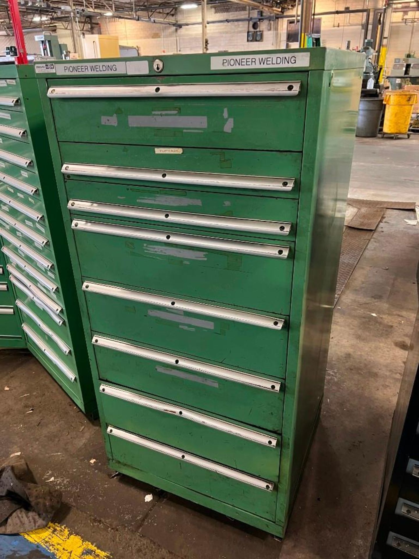 8 Drawer Lista Cabinet w/Contents