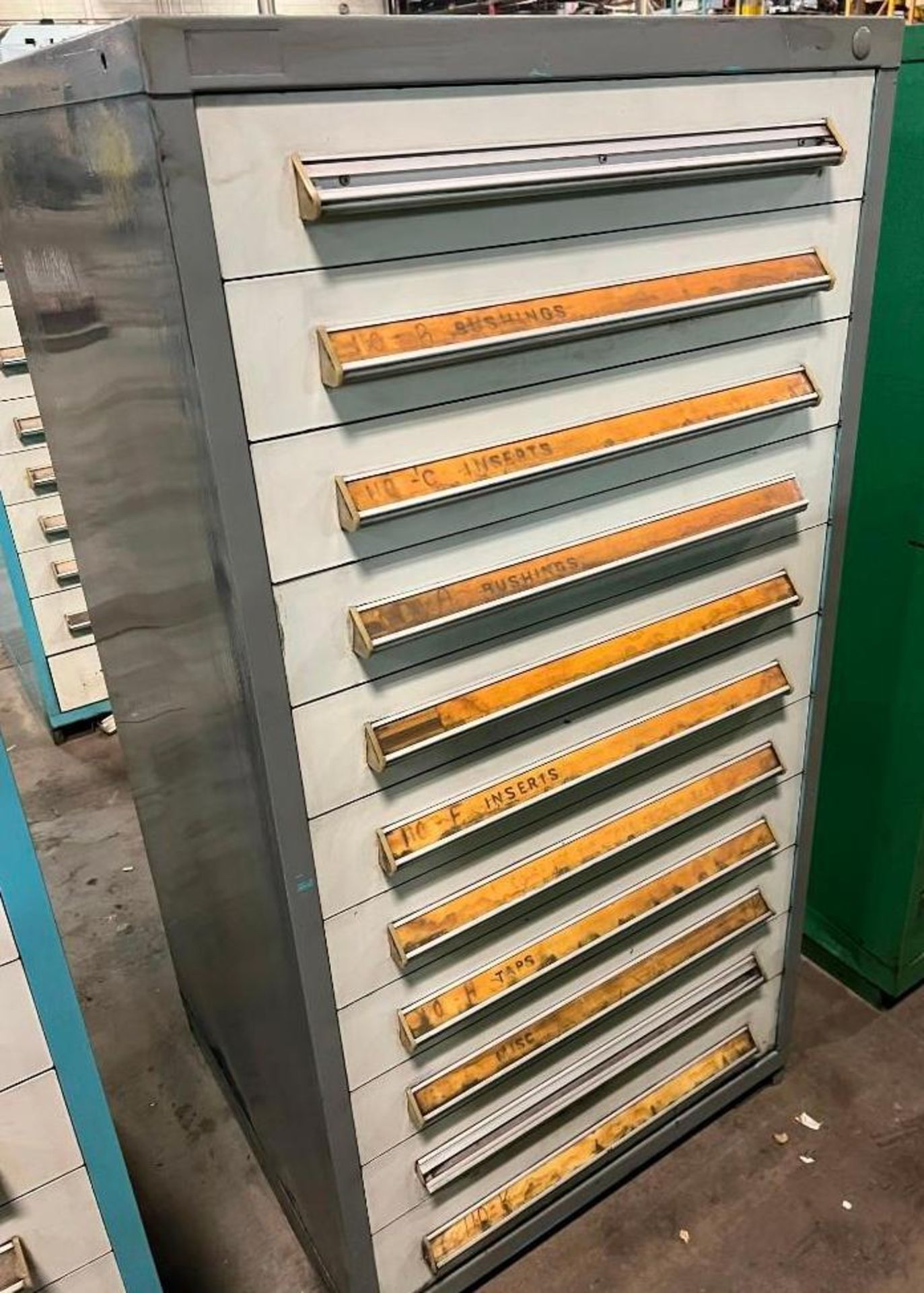 11-Drawer Tool Cabinet w/contents