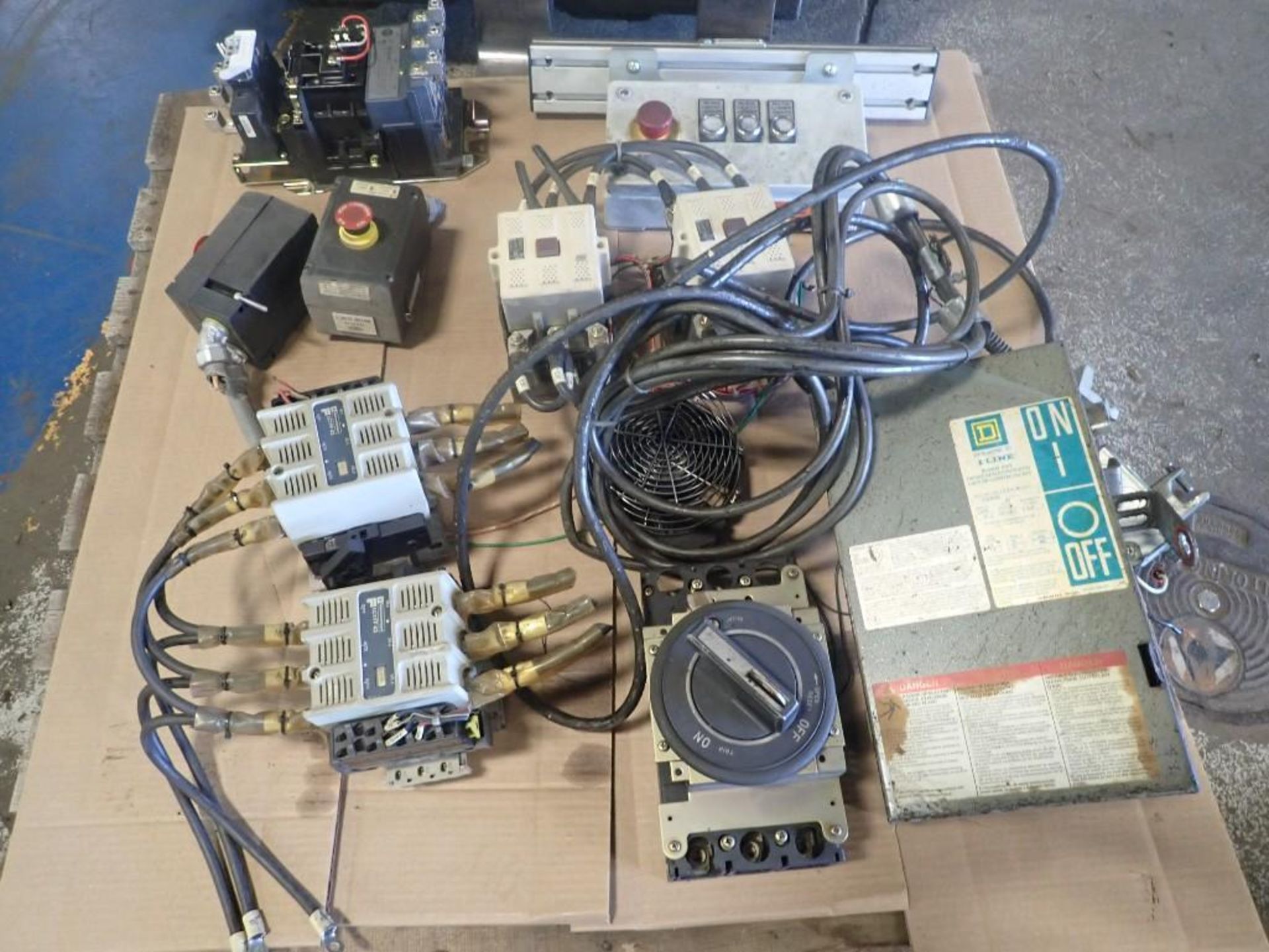 Lot of Misc Electrical