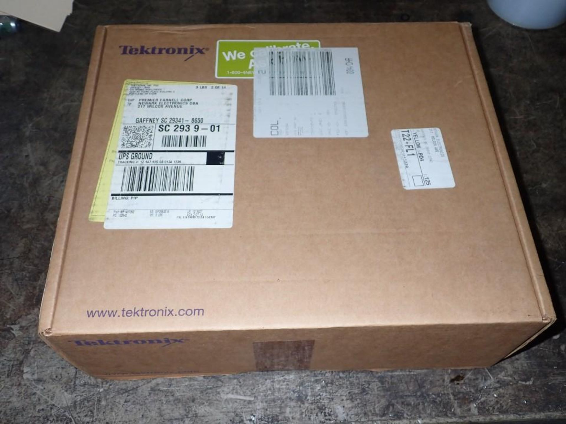 Tektronix #P5200 High Voltage Probe - Image 5 of 8