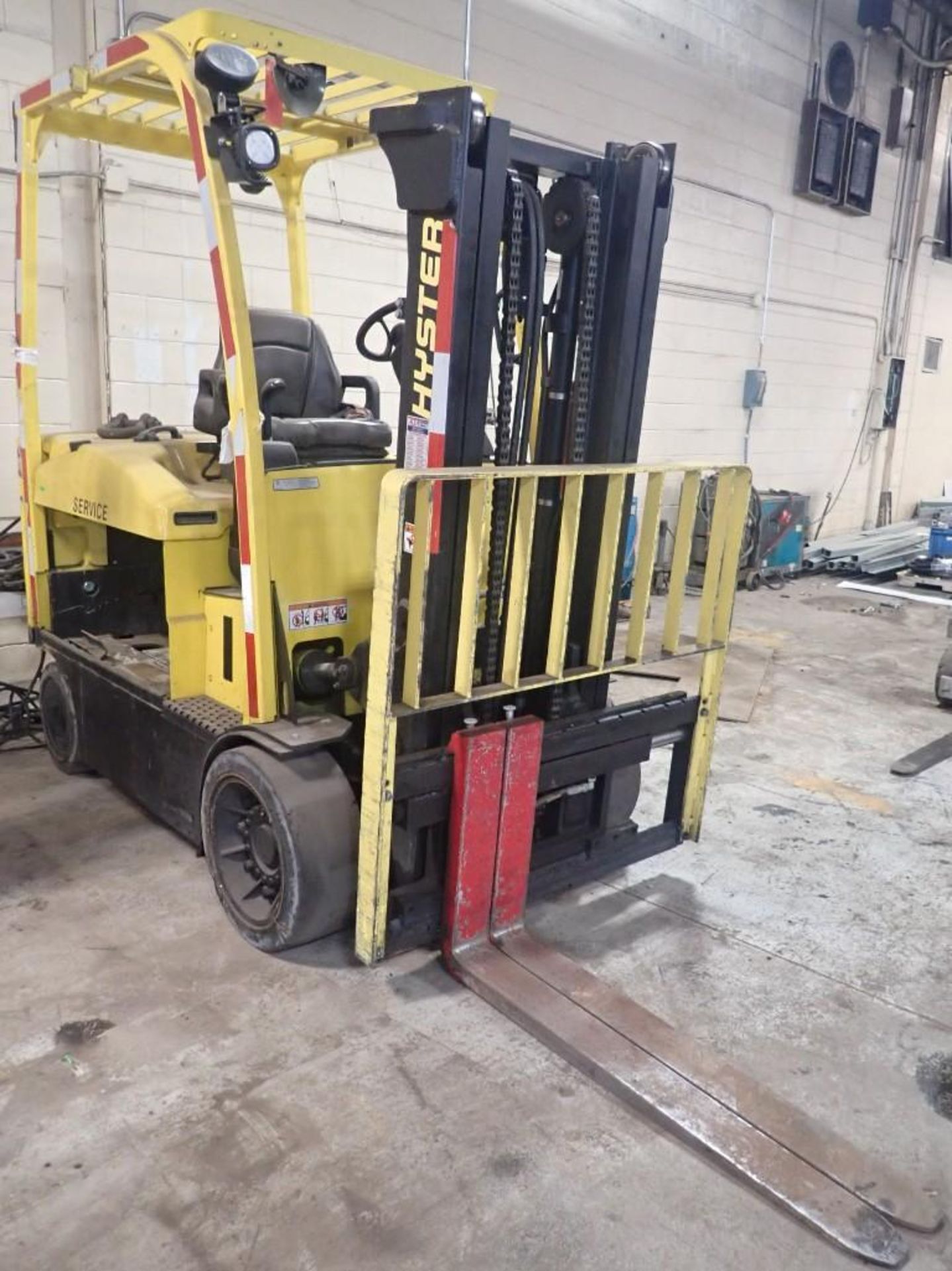 *NEW 2014* 8,000 Lb Hyster Electric Foklift *LOW HOURS*