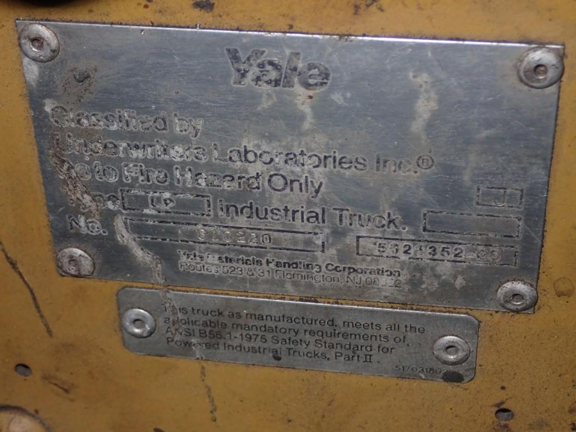 4,000 Lb Yale LP Forklift - Image 9 of 10