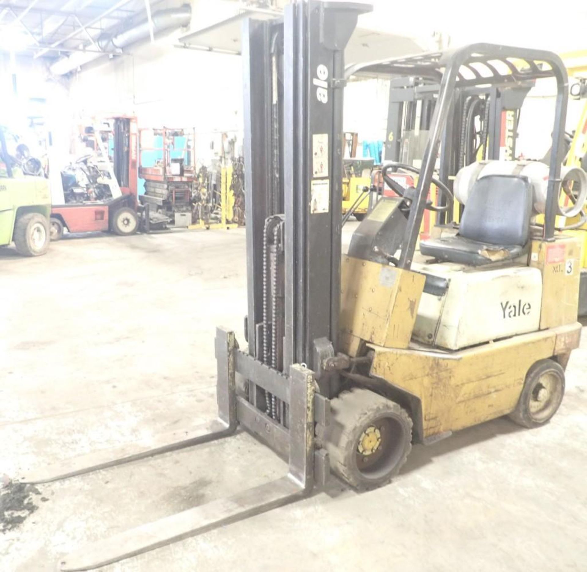 4,000 Lb Yale LP Forklift