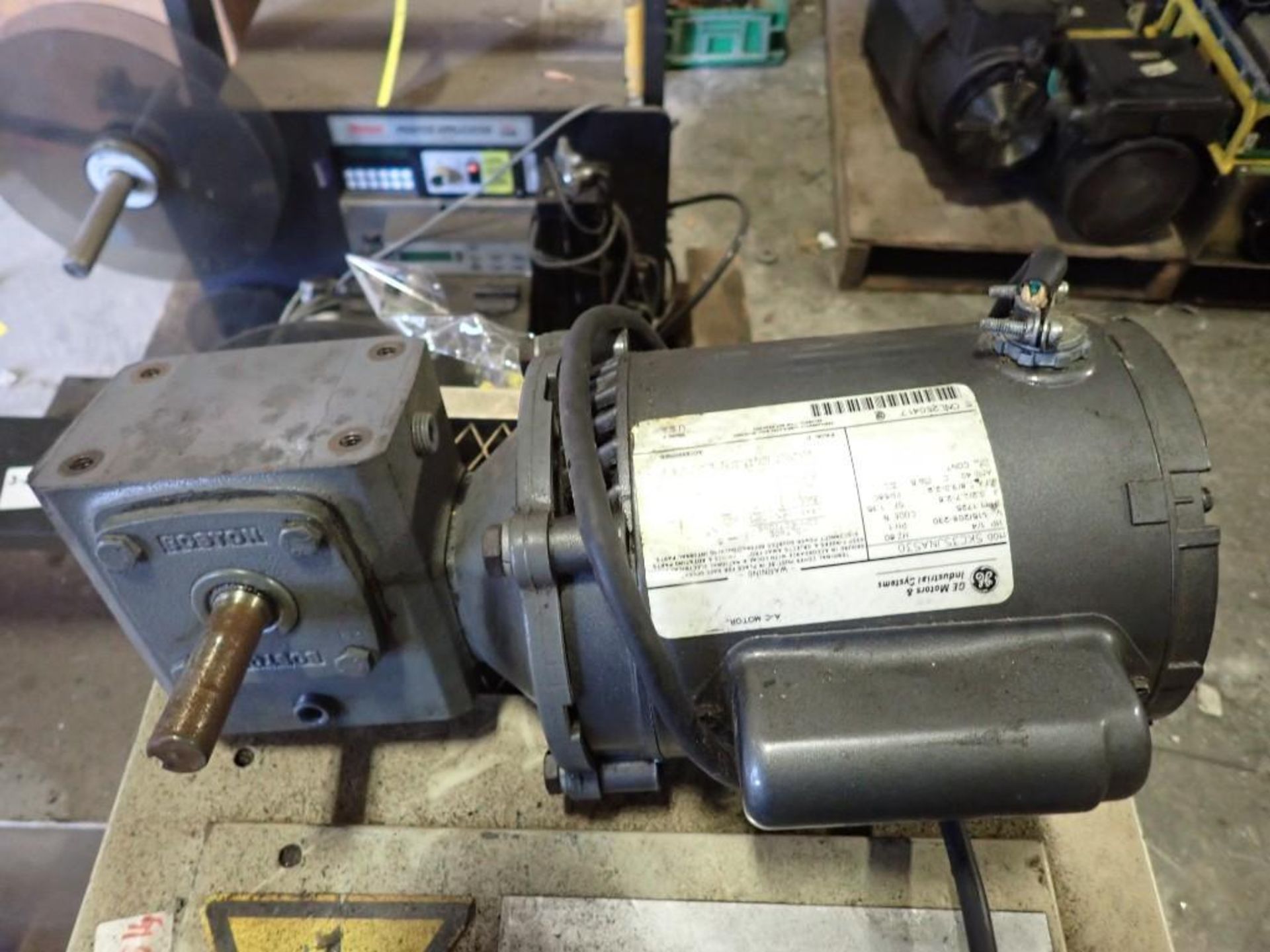 GE Motors & Industrial Systems AC Motor Model: 5KC35JNA530