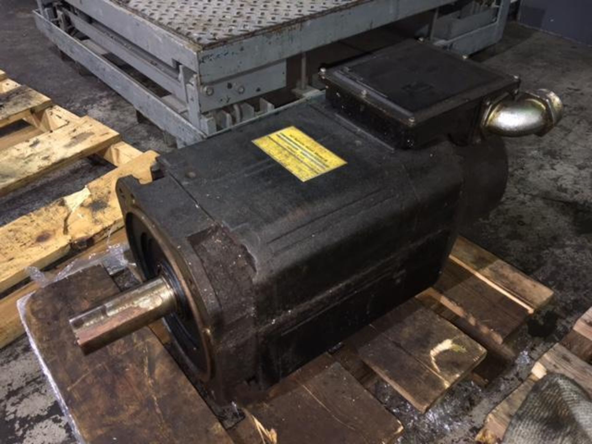 Fanuc #A06B-1008-B100 Spindle Motor