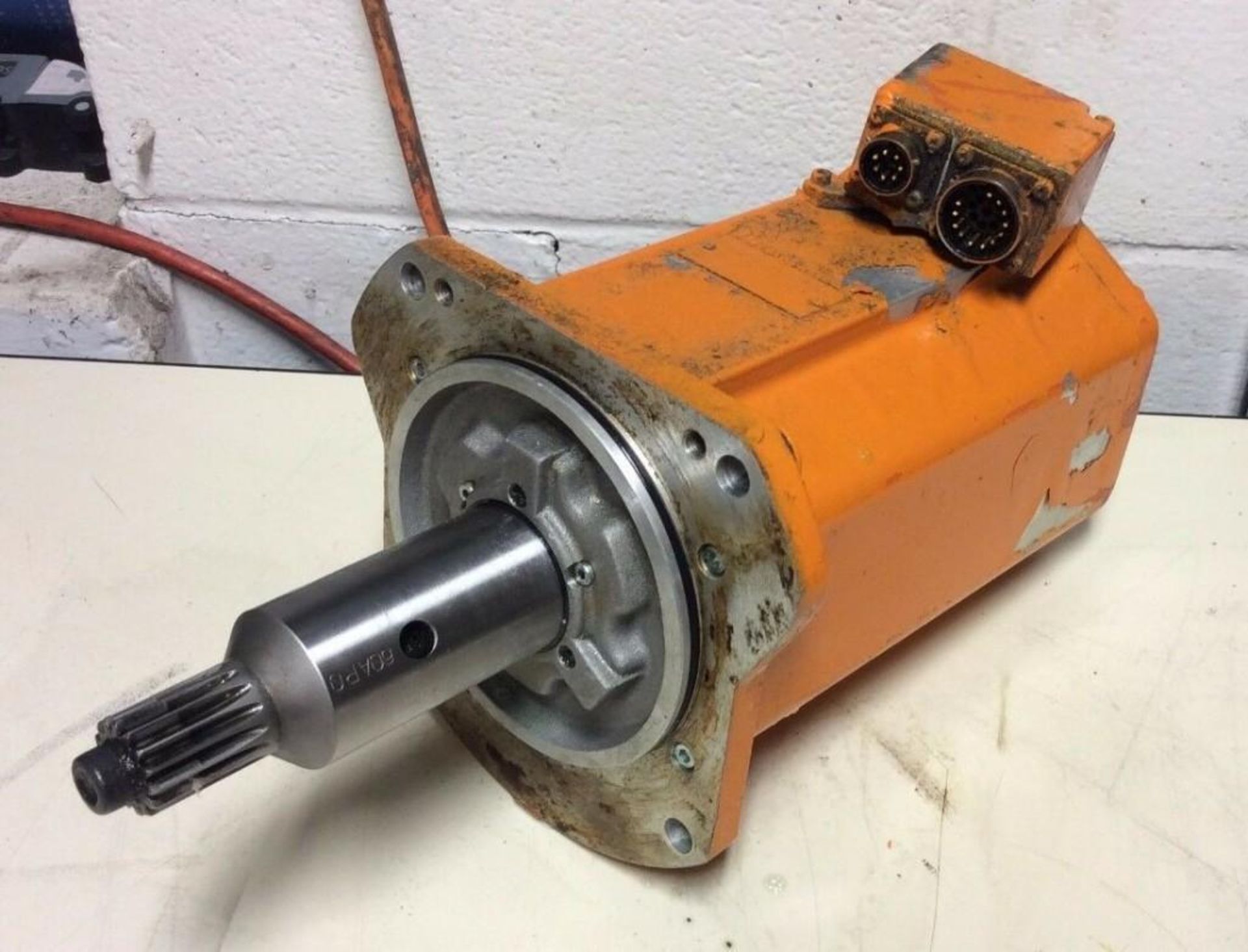 ABB Robotic #3HAB-4040-1/5 Servo Motor, PS 130/6-90-P-PMB-3737, CONNECTOR DAMAGE