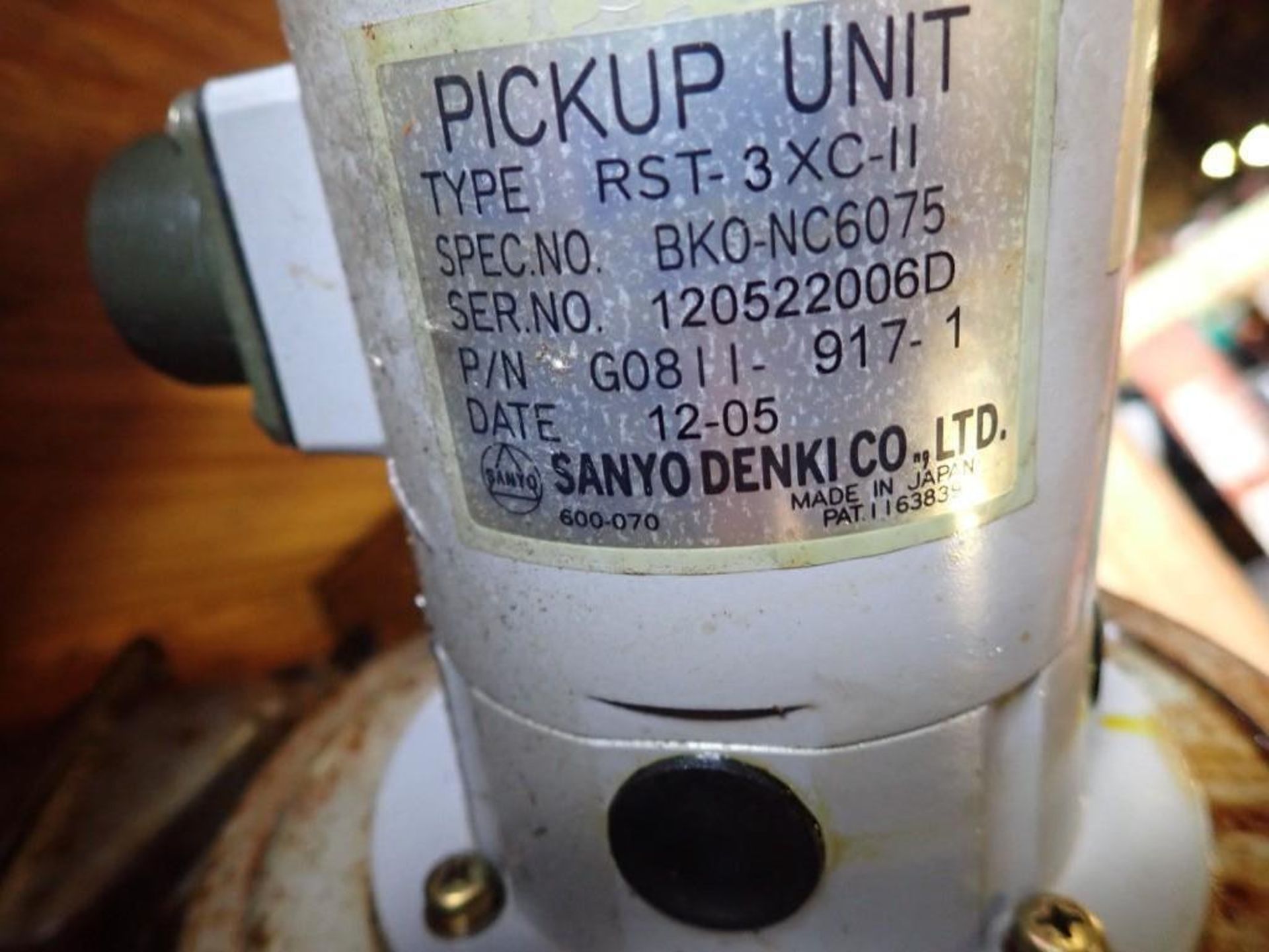 *LOT OF 2* (1) Mitsubishi Permanent Magnet DC Servo Motor & (1) Sanyo Denki Pickup Unit - Image 6 of 7