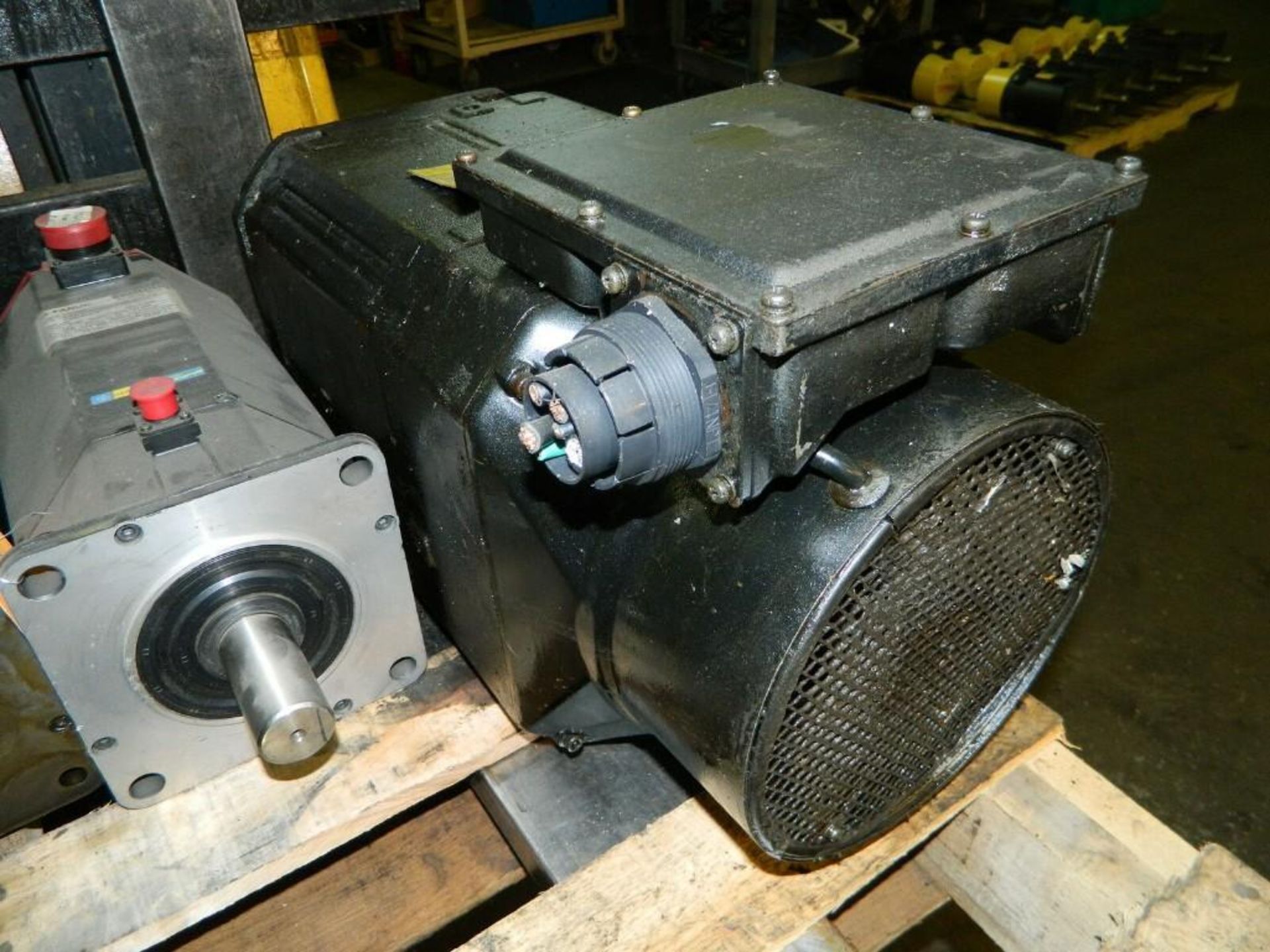 Fanuc #A06B-1008-B100 Spindle Motor - Image 5 of 5