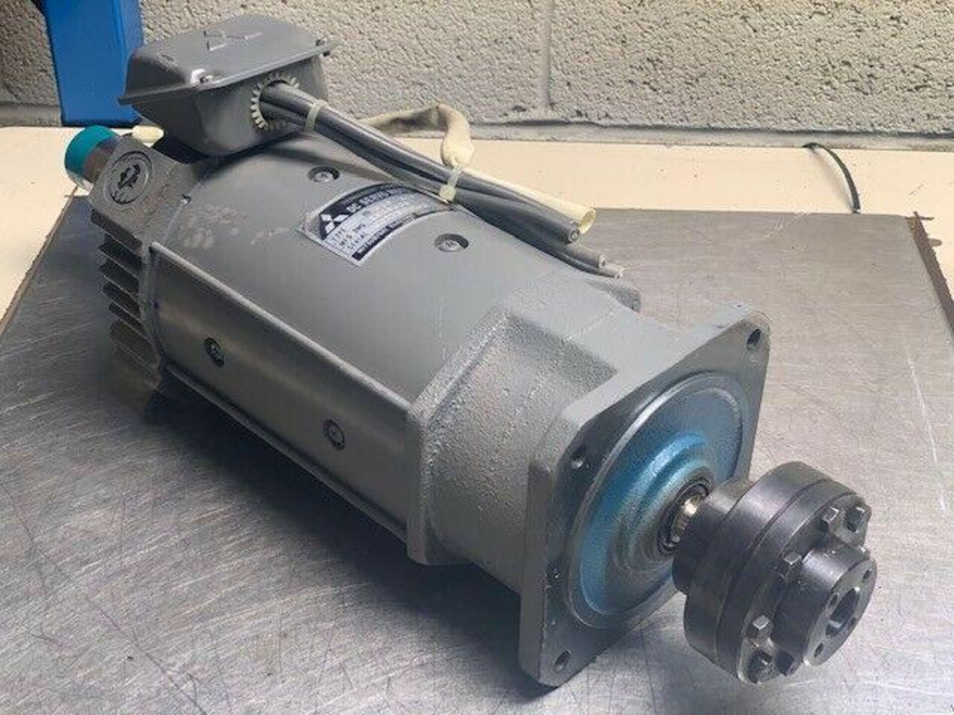 Mitsubishi #HD81B-12S, DC Servo Motor, Tamagawa Tachogenerator TS680NIE3 - Image 4 of 7