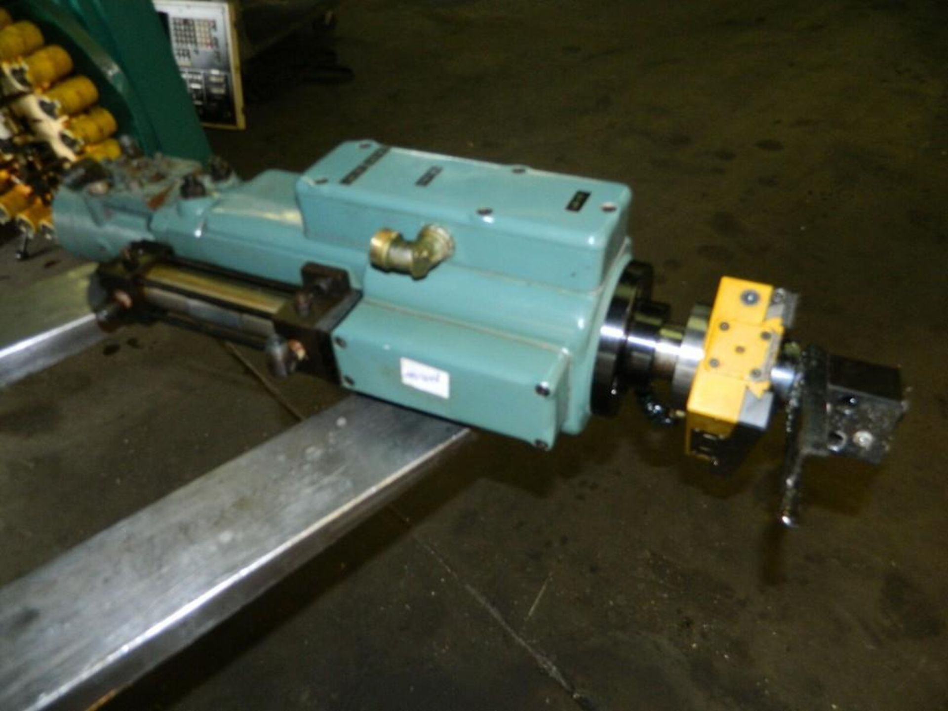 Matsuura MC-710V-2 Tool Changer Arm - Image 4 of 8