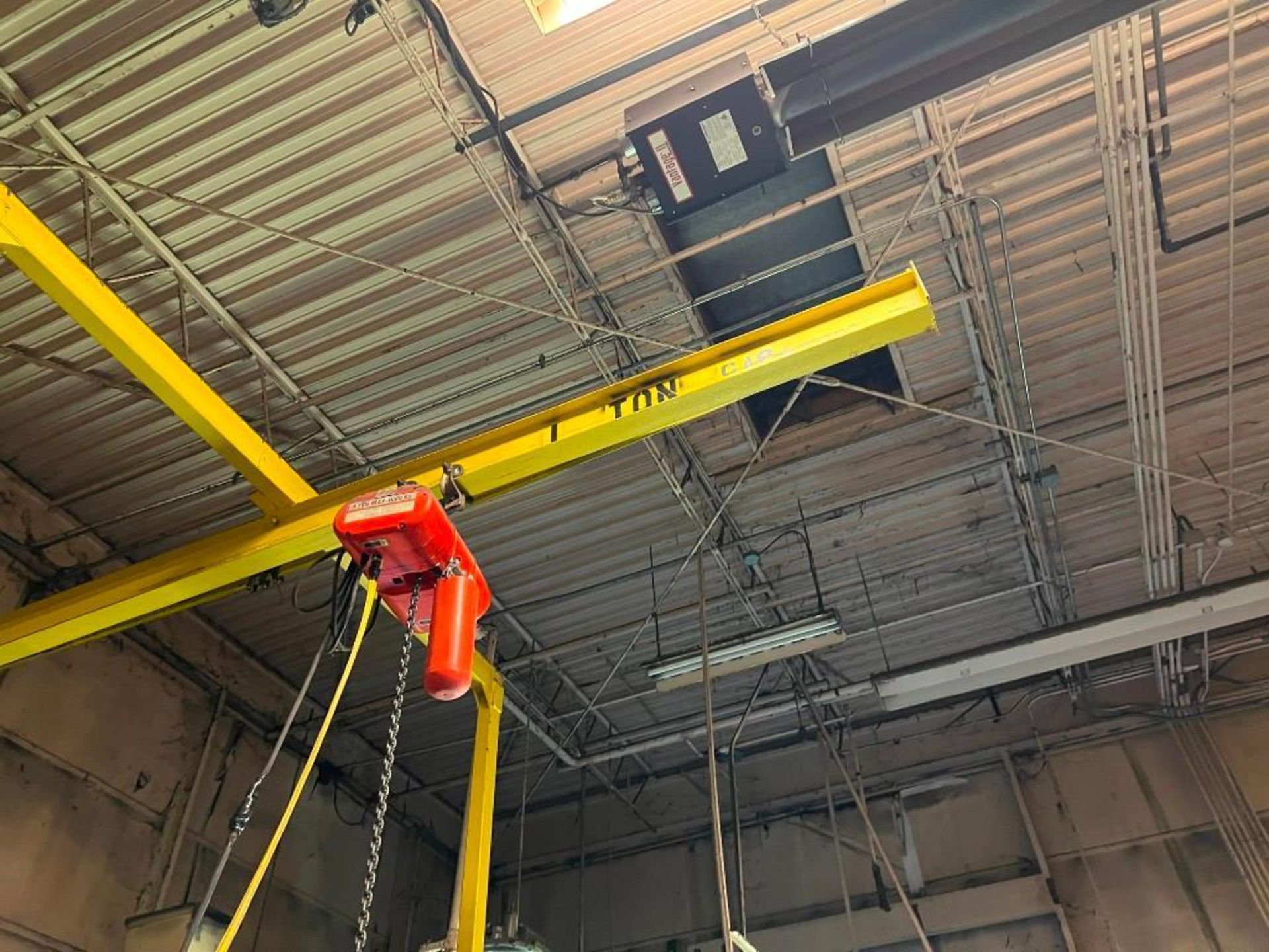 180” Tall - 1 Ton Overhead Crane