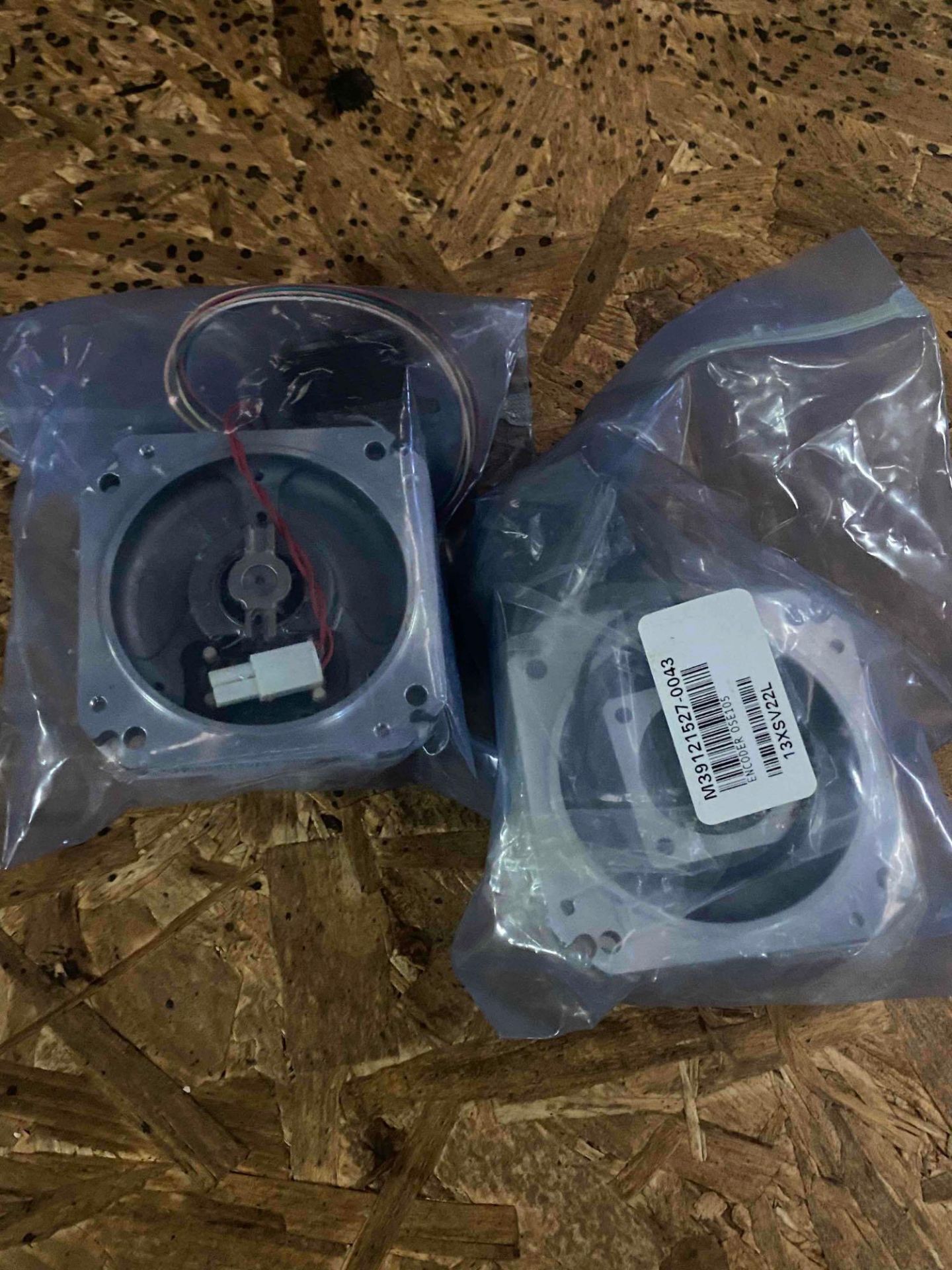 LOT OF (2) Mitsubishi Encoder