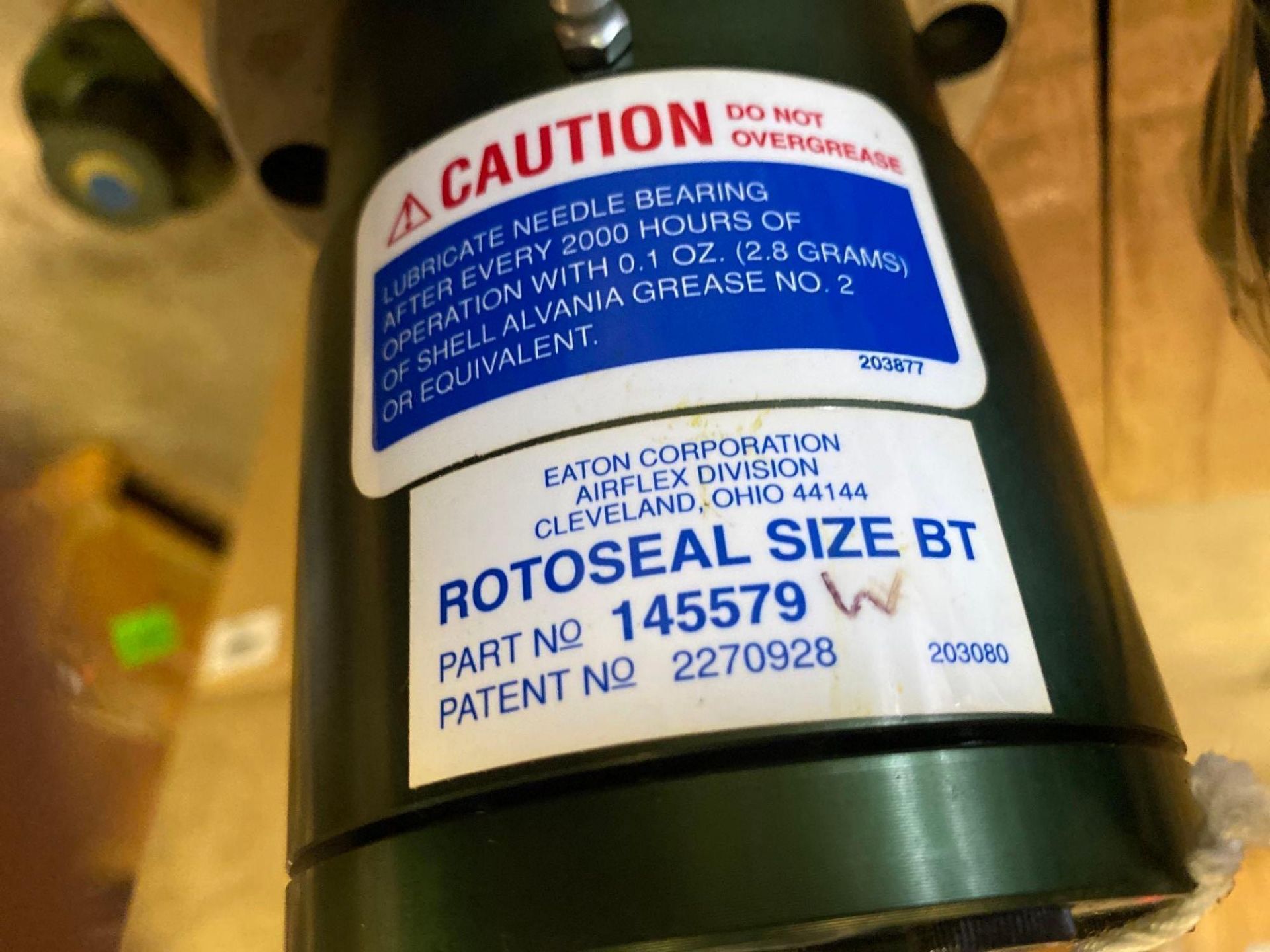 Lot of (2) NEW Eaton Rotoseal - Image 4 of 4