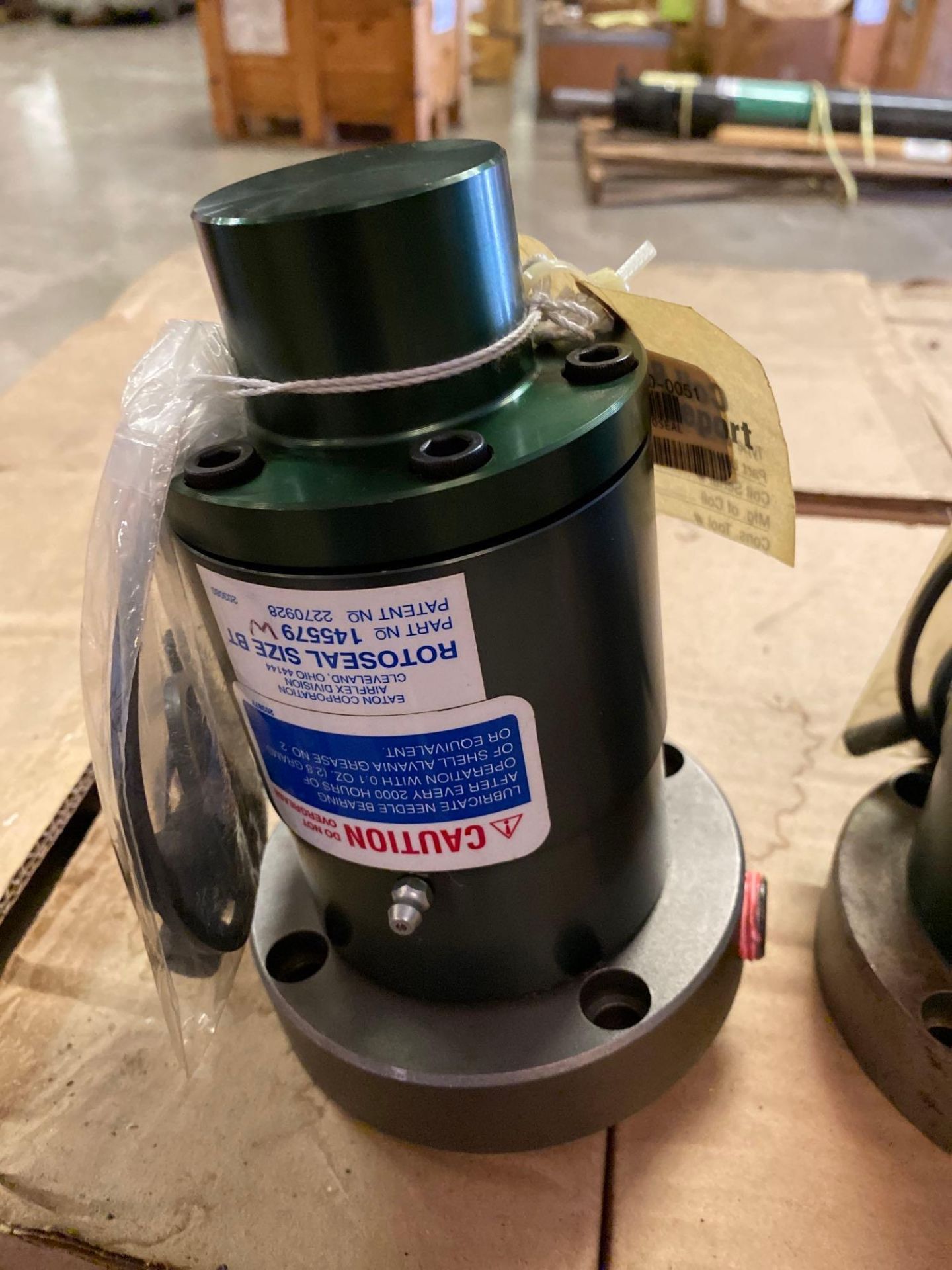 Lot of (2) NEW Eaton Rotoseal - Image 2 of 5