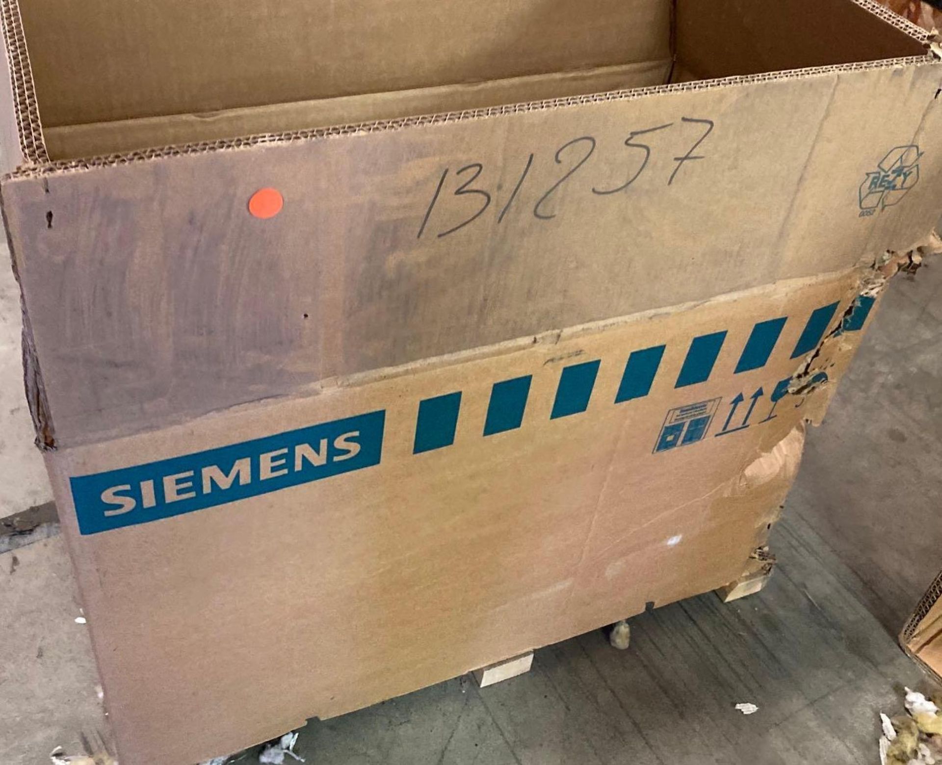 NEW IN BOX Siemens Spindle Motor - Image 2 of 5