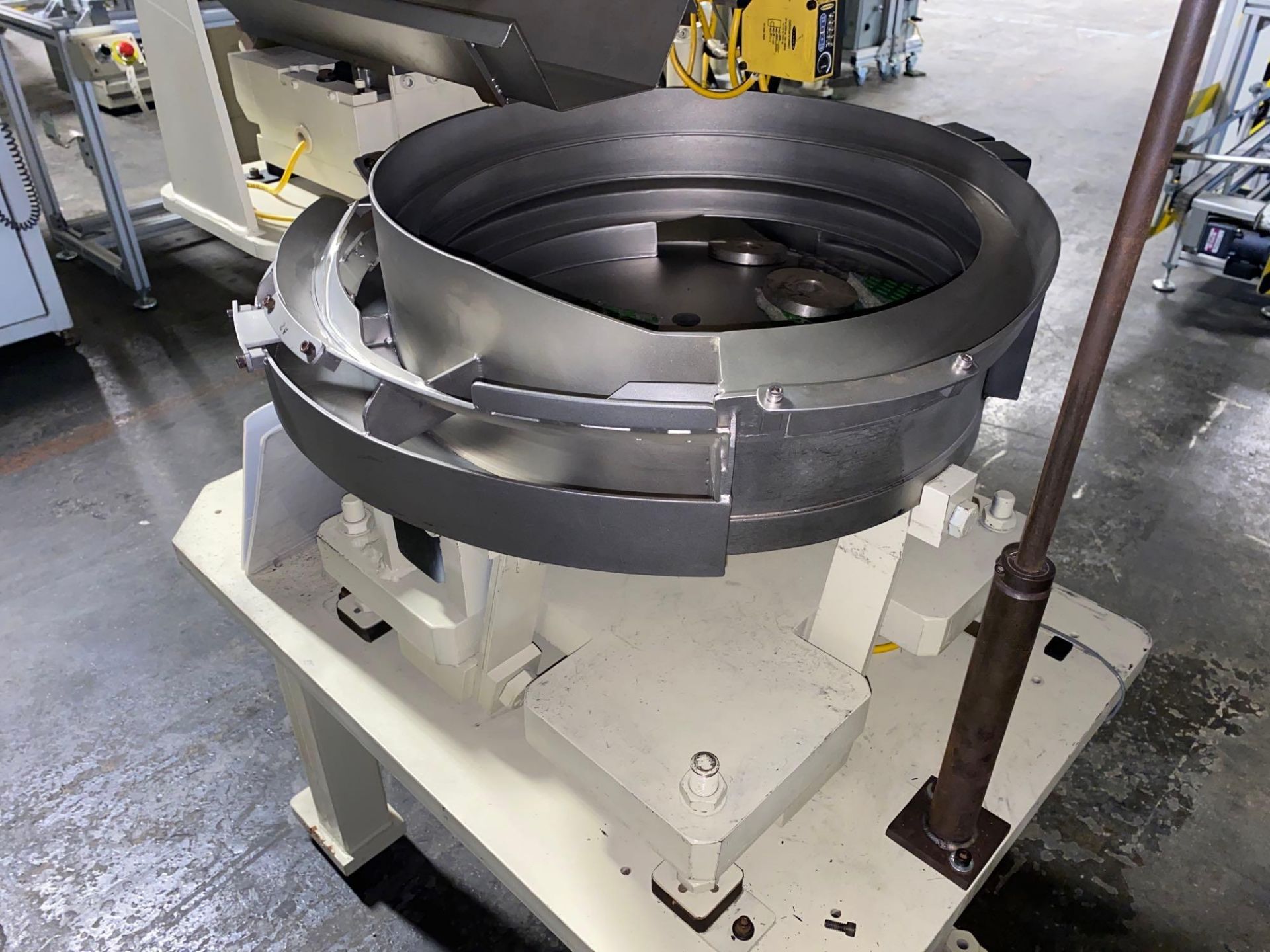 18” Vibromatic Vibratory Bowl Feeder System - Image 7 of 8