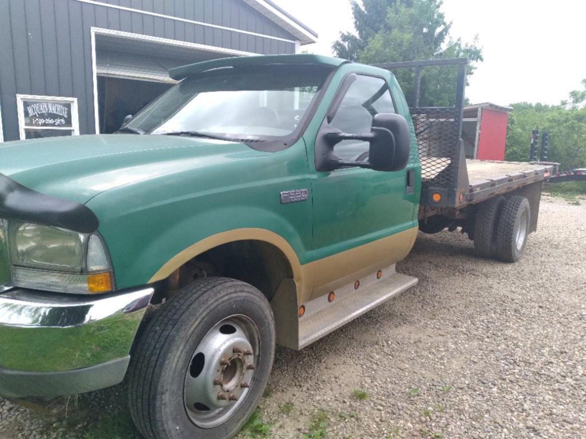 2003 Ford F550 Flat bed Truck