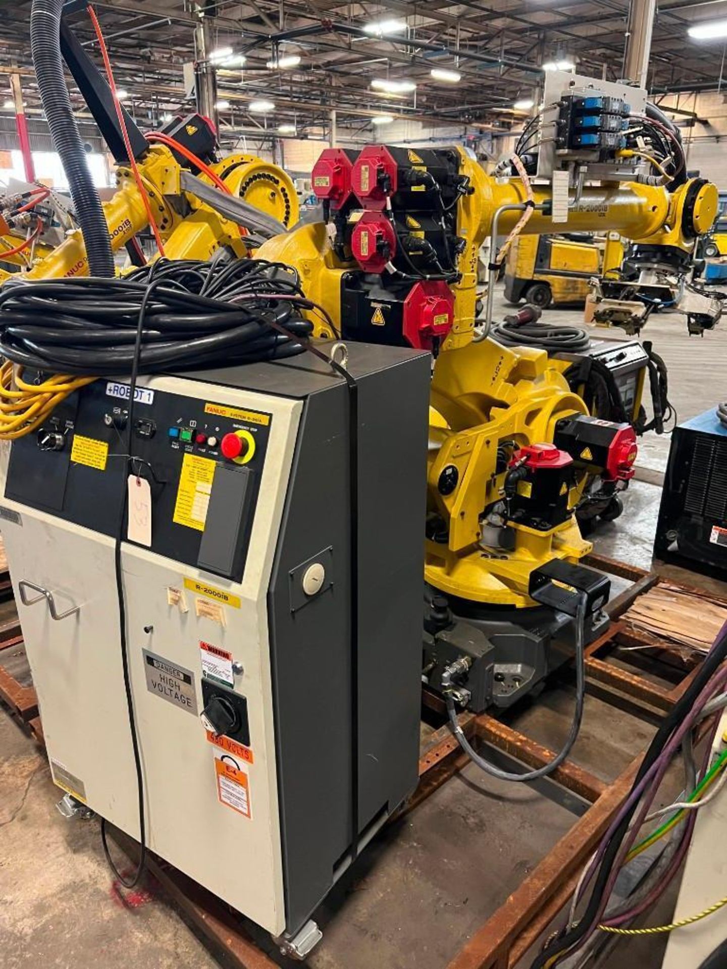 *NEW* 2011 Fanuc R-2000iB 125L w/ R30-iA Control