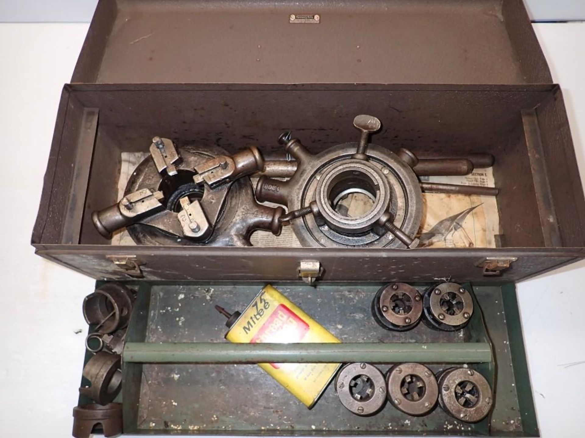 Toledo Pipe Threading Units w/ Kennedy Tool Box - Image 6 of 10