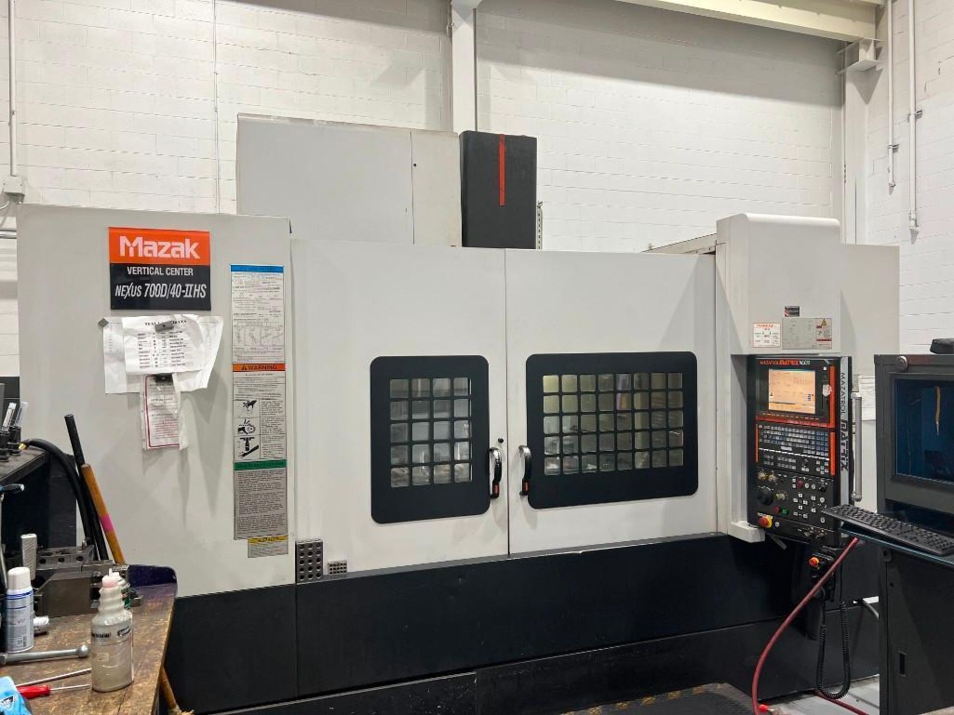 2010 Mazak 700D/40 IIHS Vertical Machining Center - Image 2 of 11