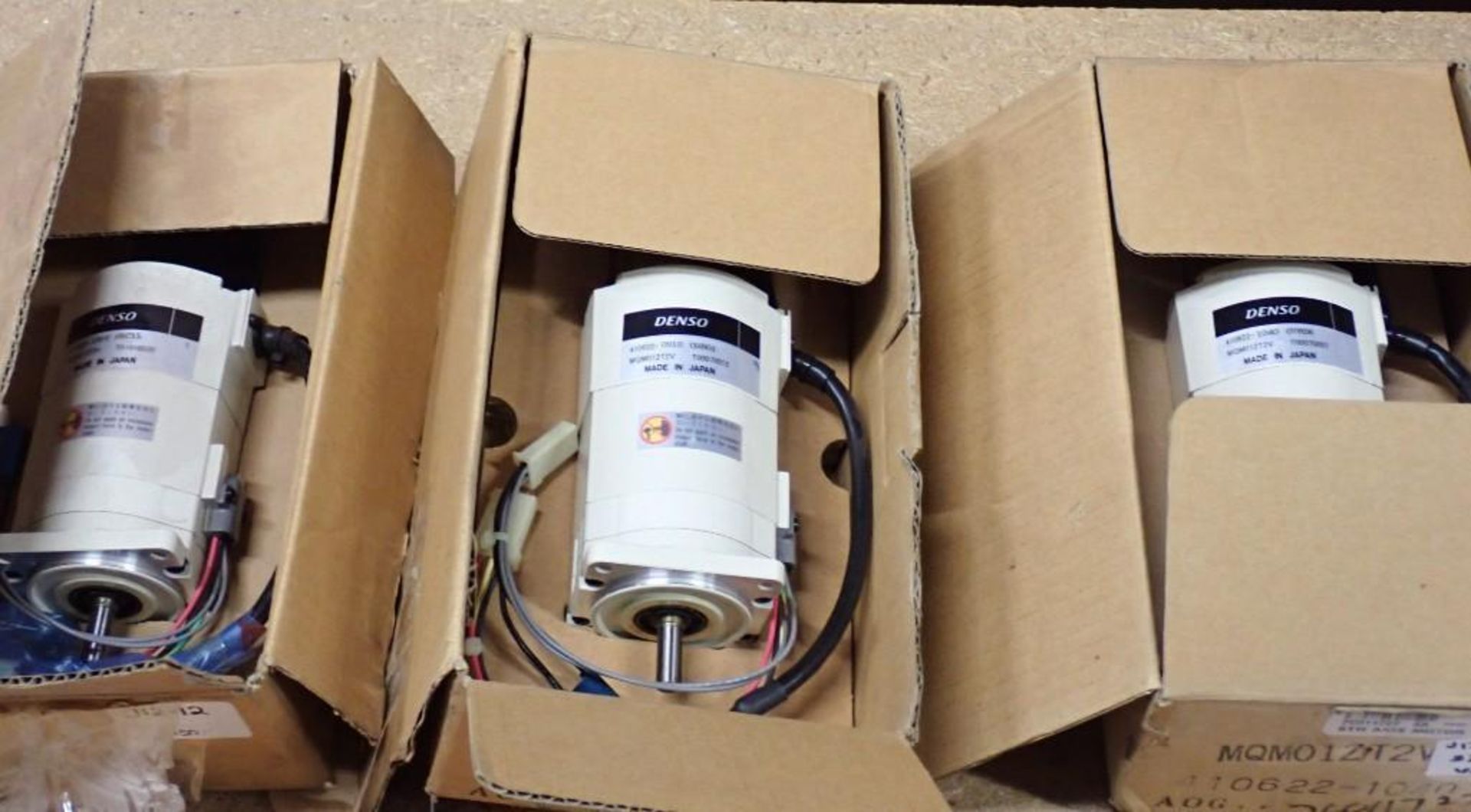 Lot of (3) Denso #MQM012T2V Motors (NEW) - Image 2 of 10