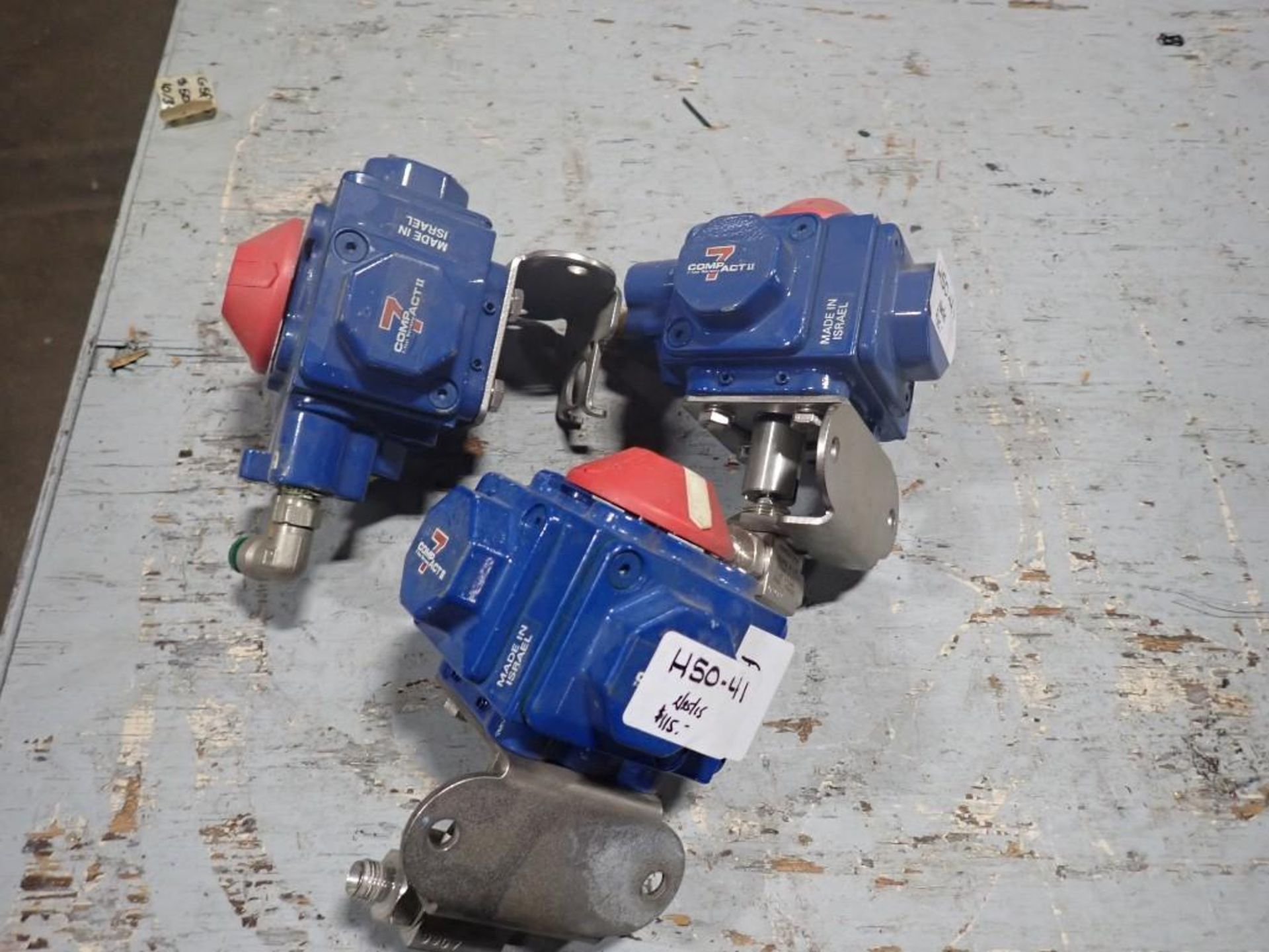 Lot of (3) Compact II Quarter Turn Double Acting Actuator, # C15 SR-1B2 IMP