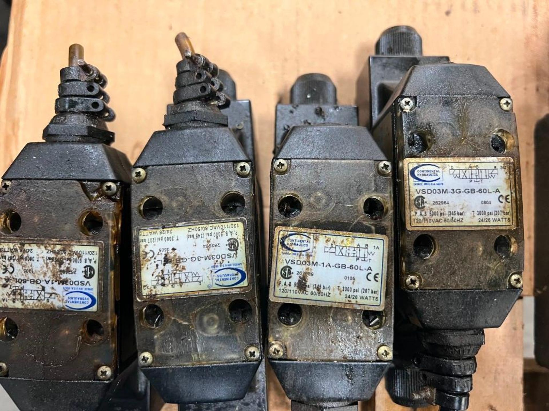 Lot of Continental Hydraulics Valves - Image 4 of 4