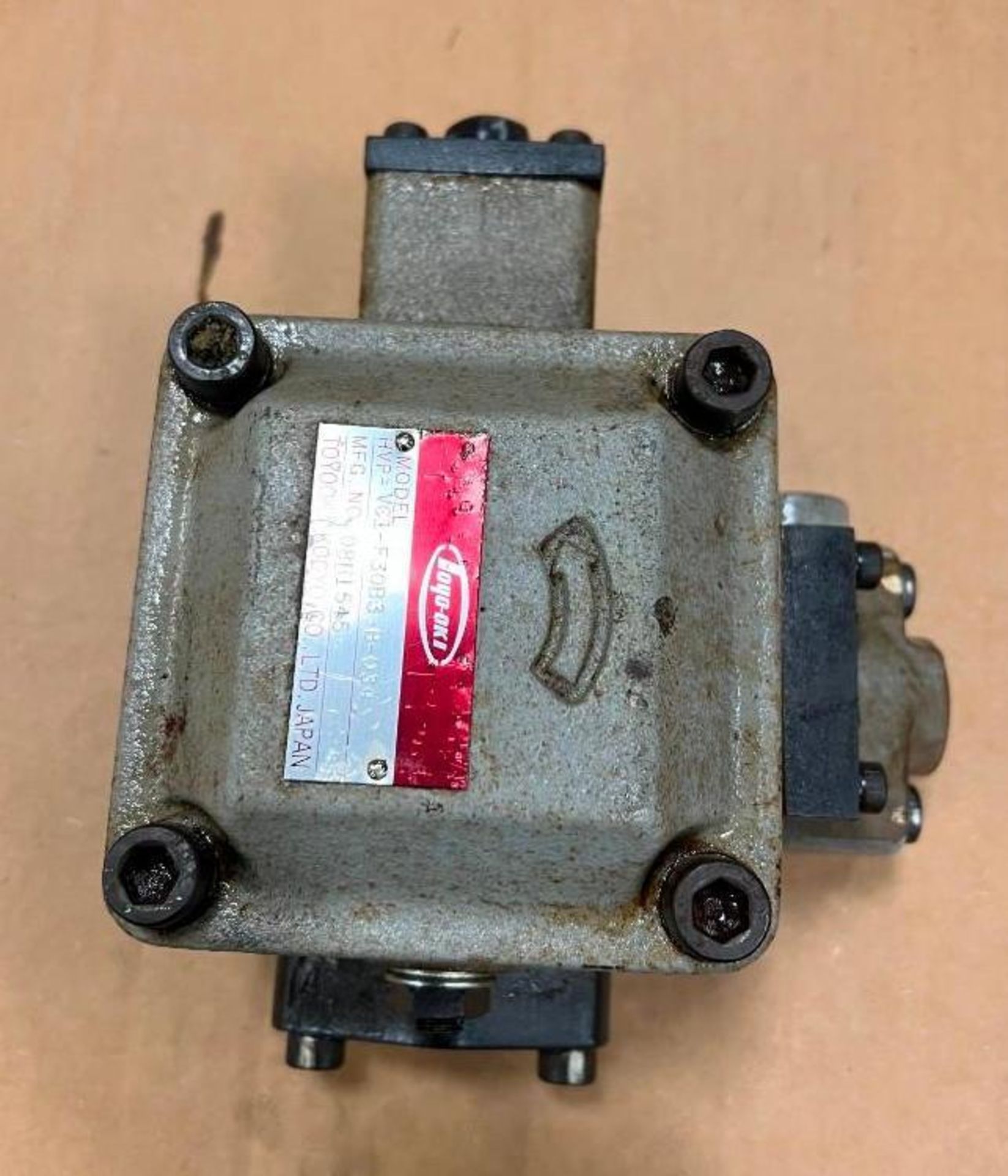 Toyo-Oki #HVP-VC1-F30B3-B-034 Hydraulic Pump - Image 2 of 4