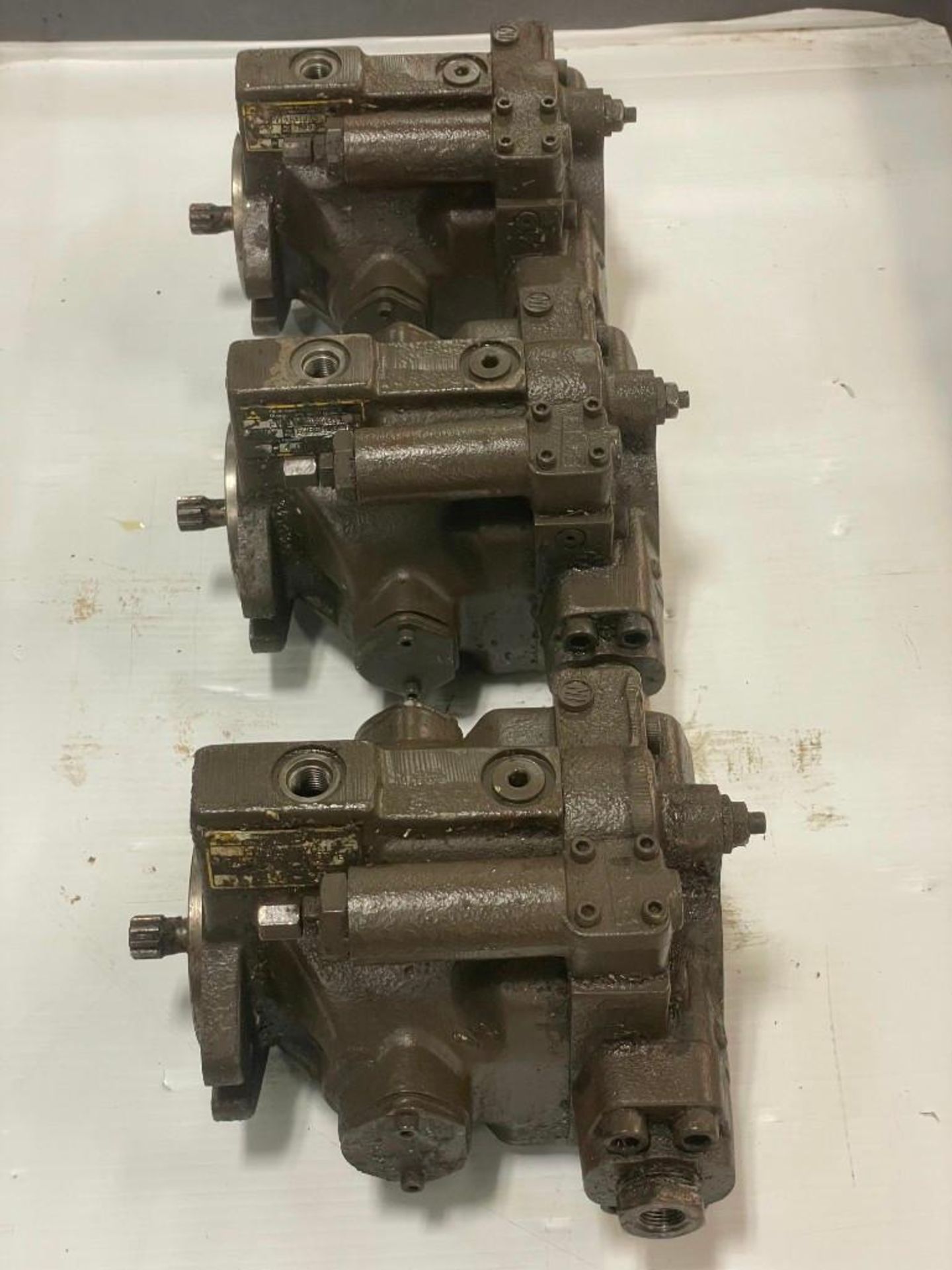 Lot of (3) Parker #PVP1610B7L211 Hydraulic Pumps - Image 3 of 7