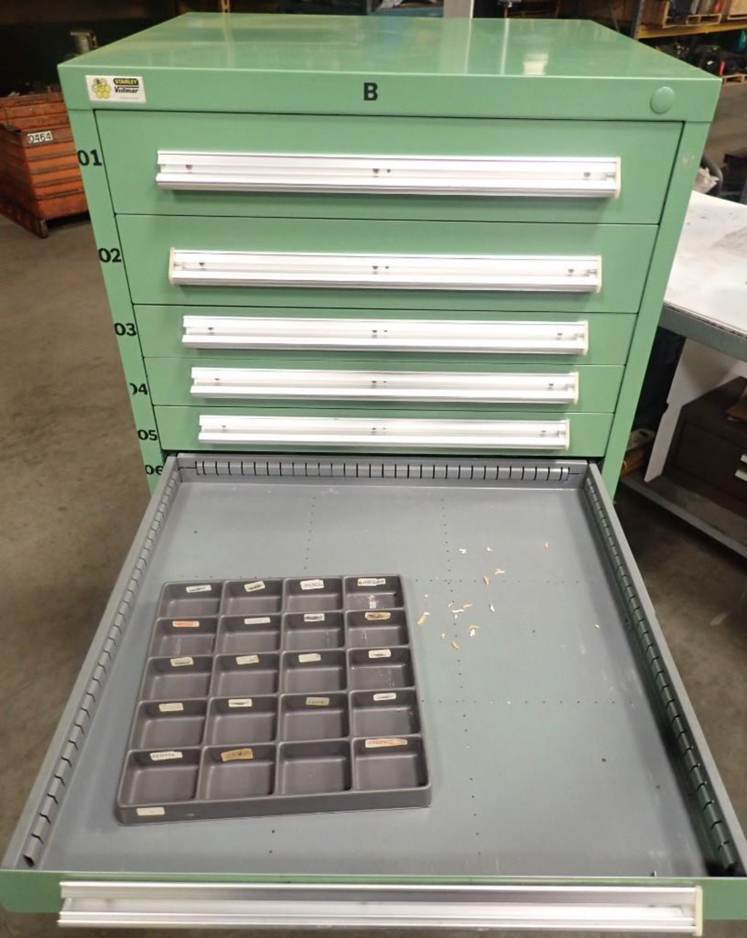 11 Drawer Stanly Vidmar Tool Cabinet - Image 11 of 16