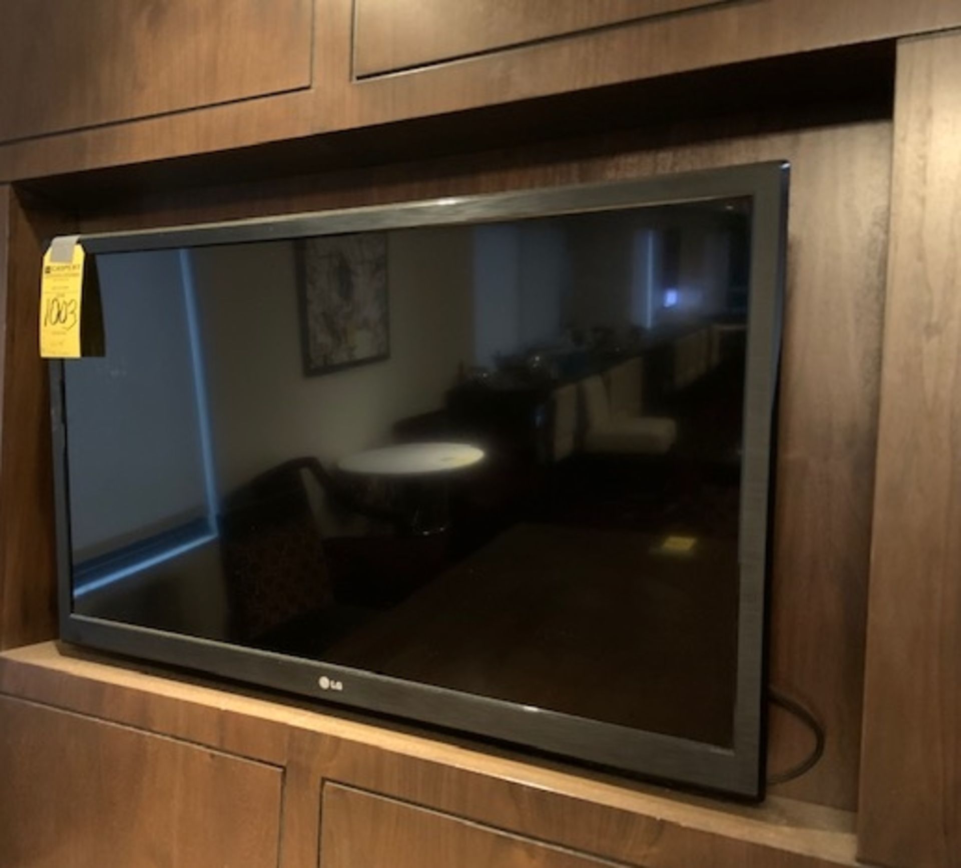 (2) LG 48" Televisions, 5th Floor Concierge