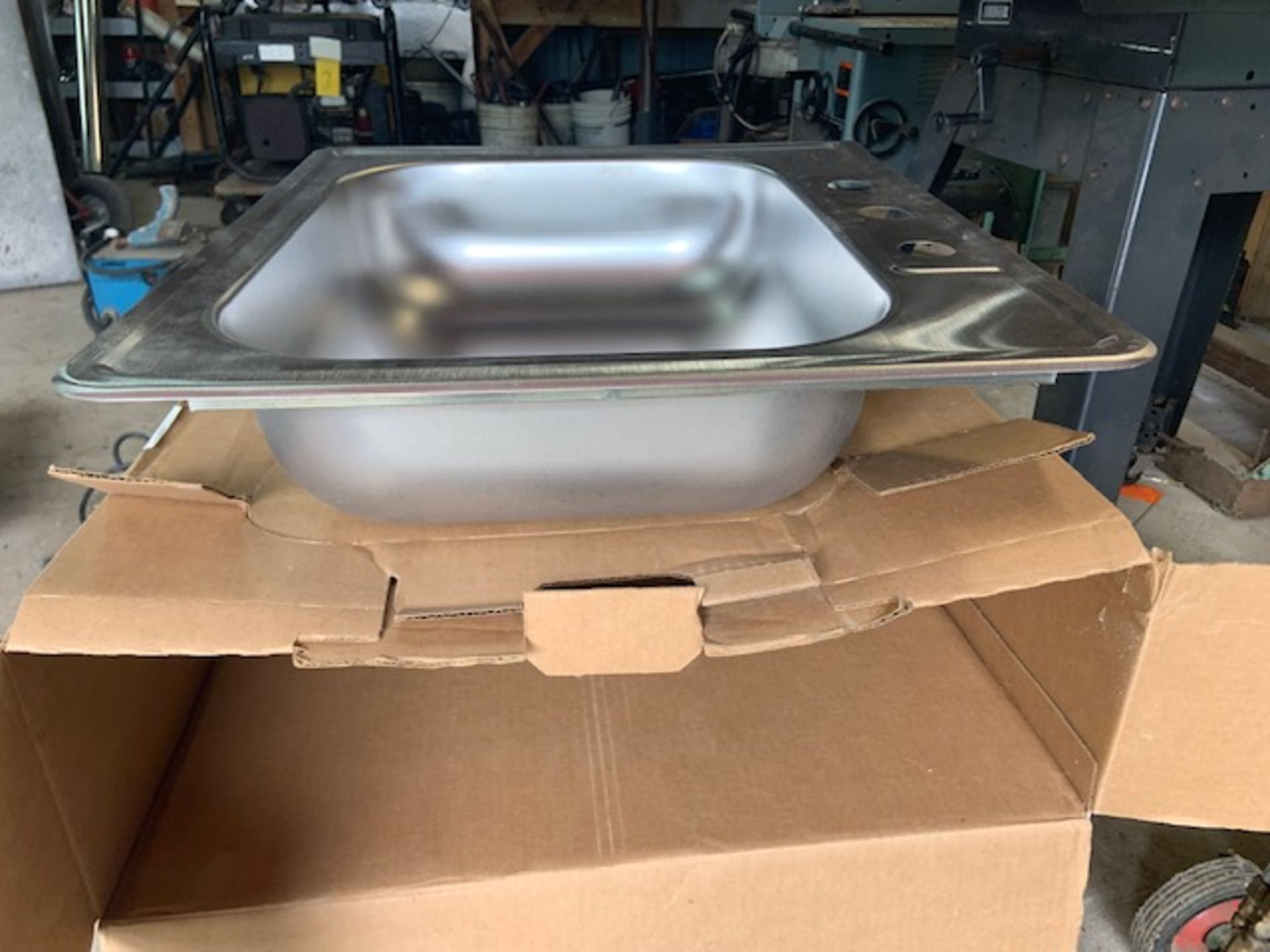 Stainless Steel 1-Compartment Sink, 22" x 25" - New in the Box - Image 3 of 3